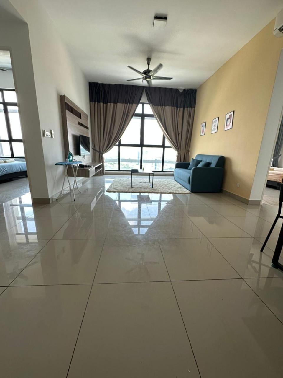 Conezion, Goft View, high floor, IOI Resort City,IOI City Mall Putrajaya photo 8