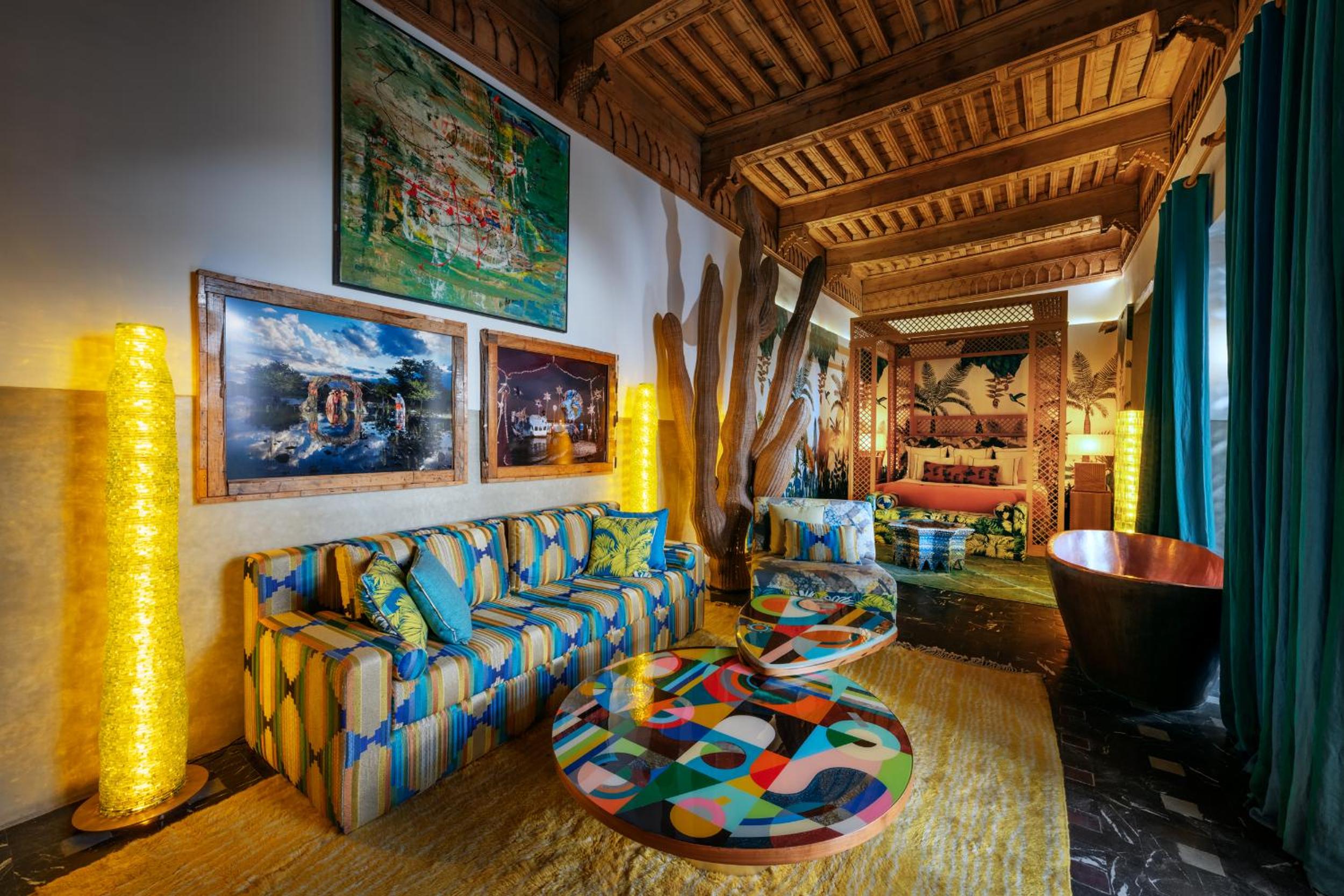 lounge
