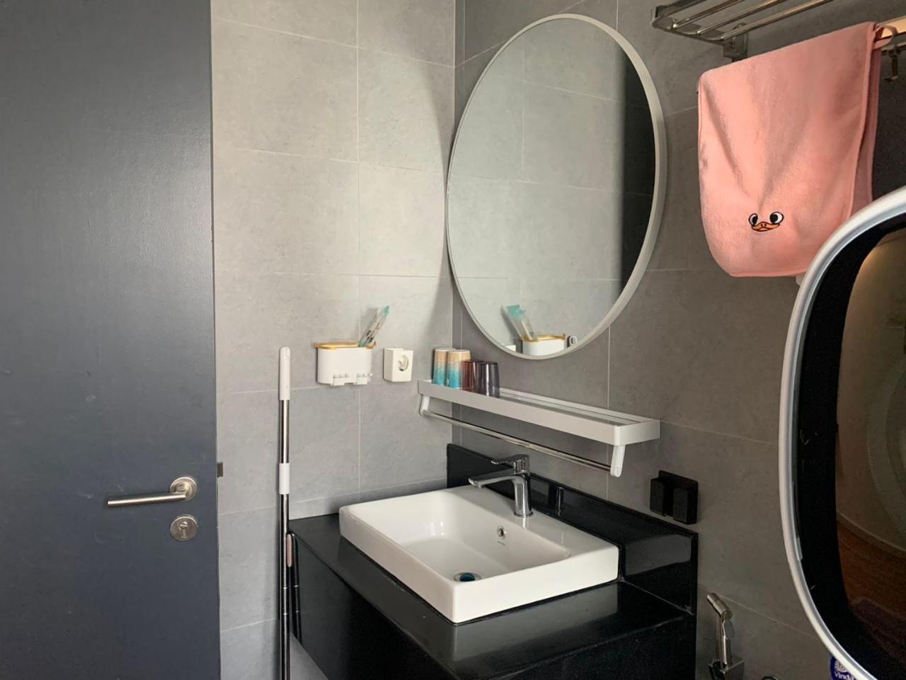 SVT Sunway Velocity Studio 2pax MRT LRT TRX Cheras Kuala Lumpur