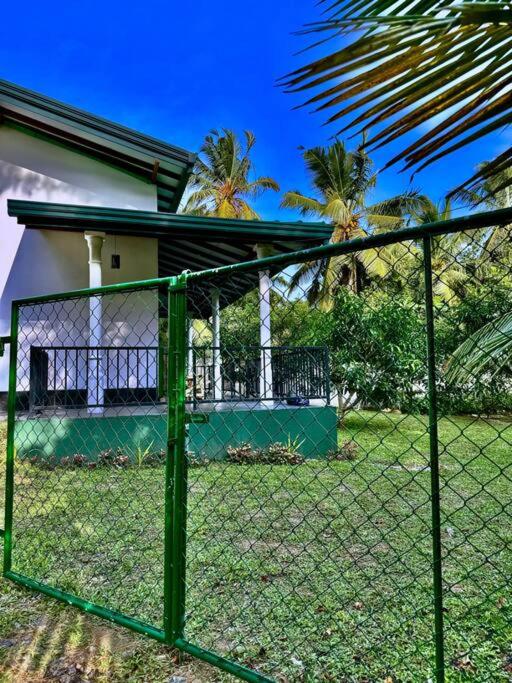 Mango Garden Cottage Tangalle