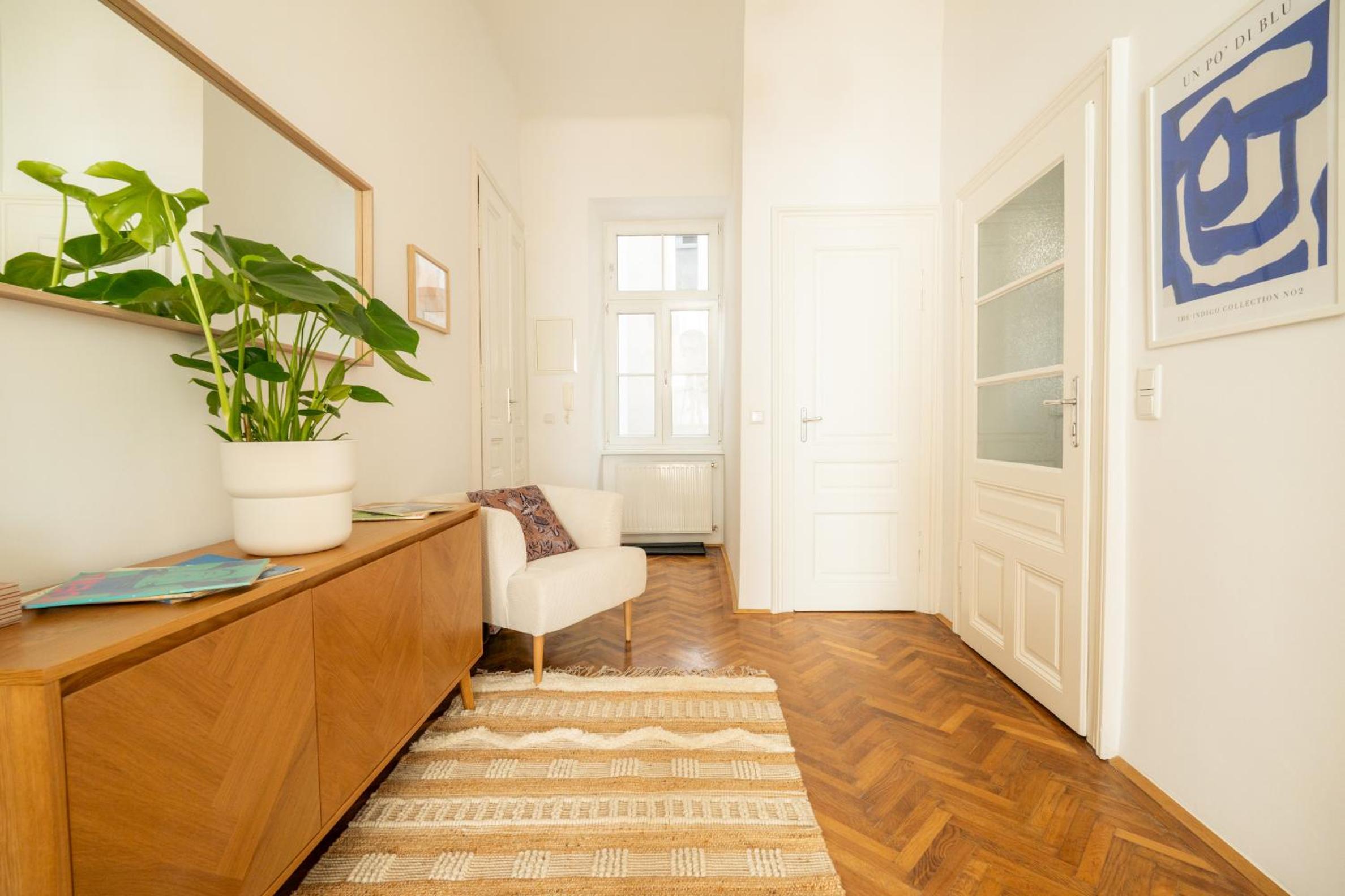 Franz-Josef City Apartment is Calling - by 4ty3 Apartments