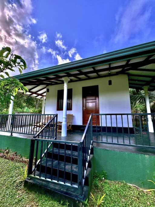 Mango Garden Cottage Tangalle