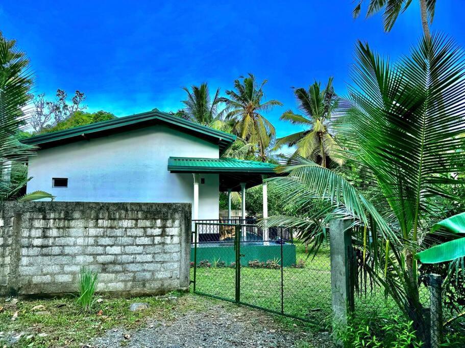 Mango Garden Cottage Tangalle