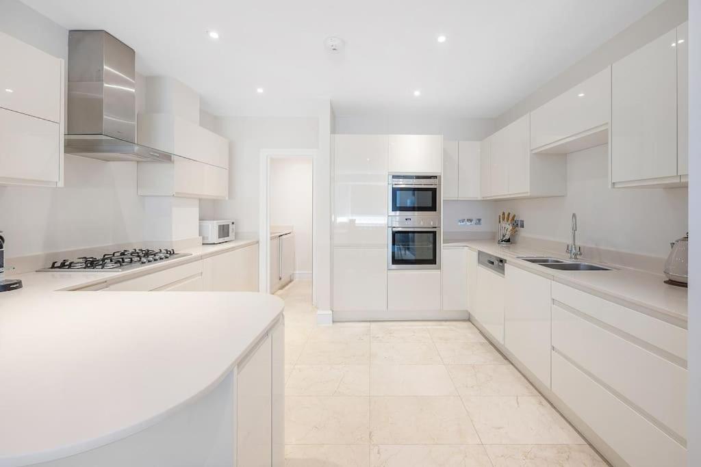 New 3Bed in Knightsbridge