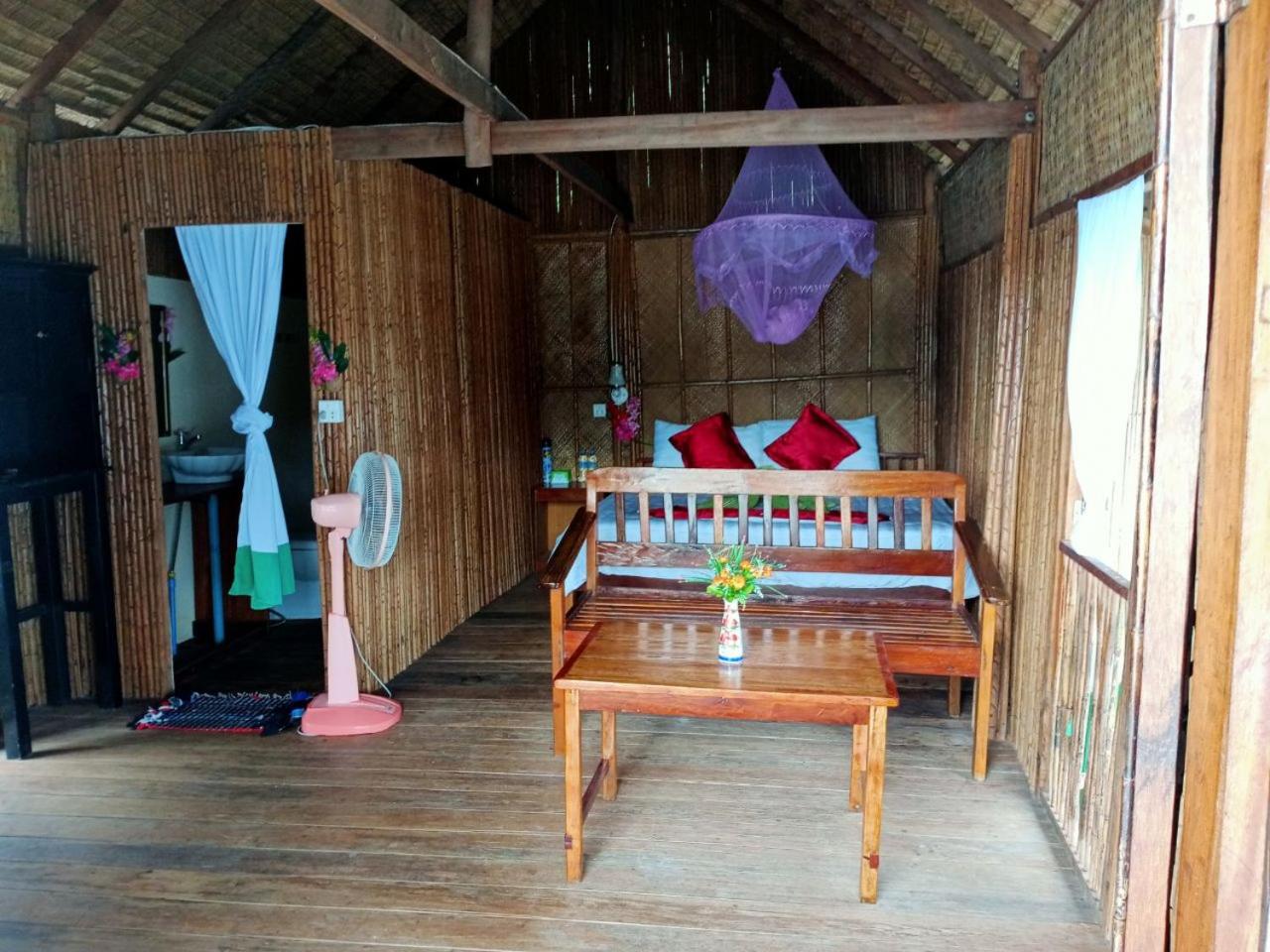 The Floating House view 5