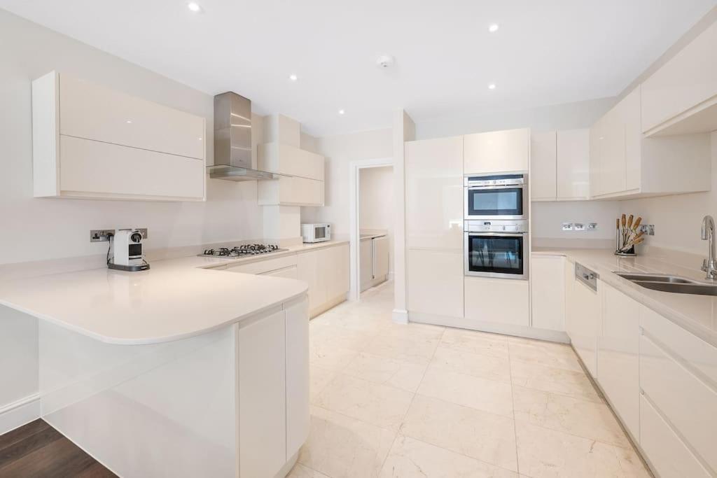 New 3Bed in Knightsbridge