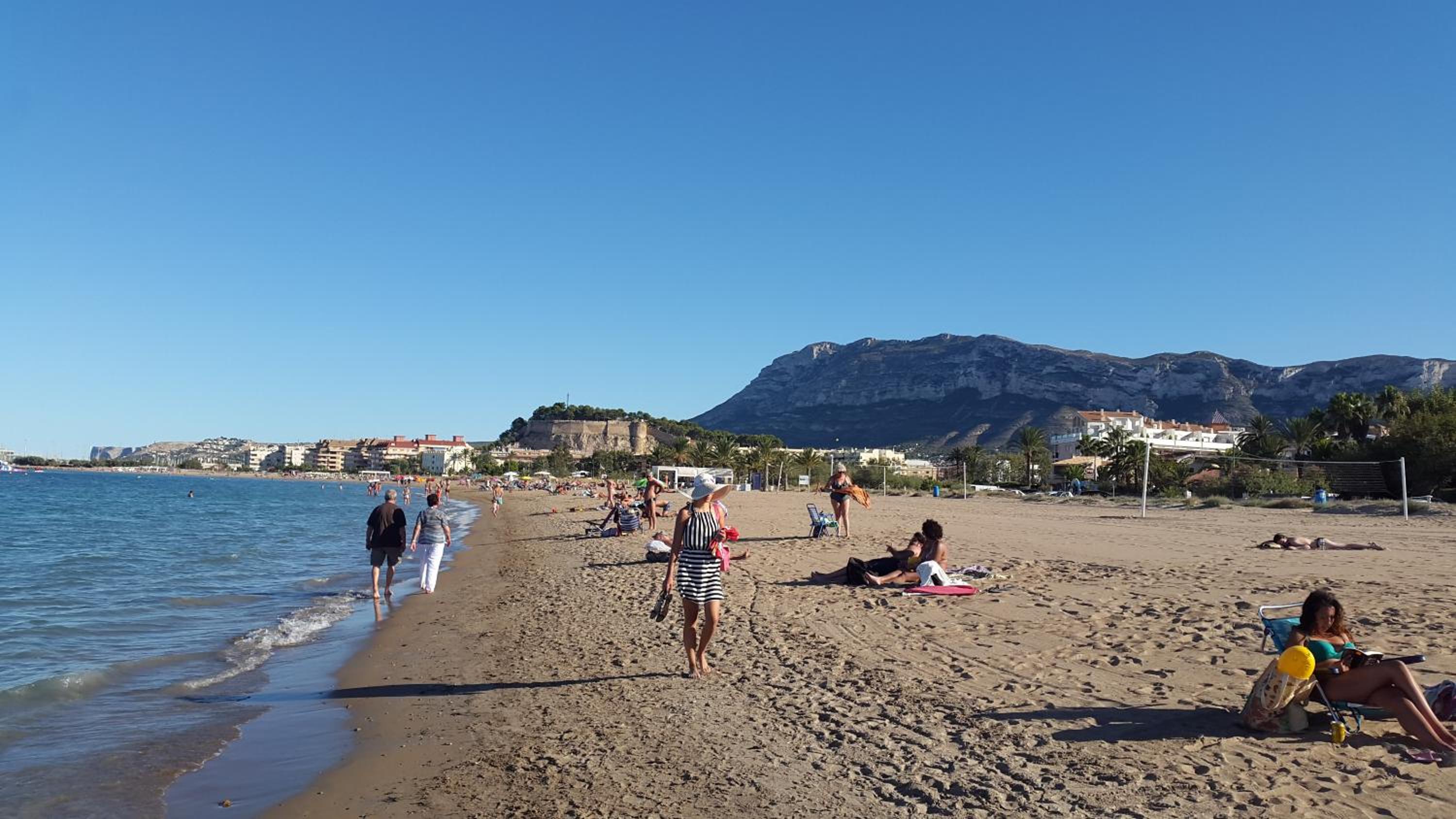 La Riviera bajo esquina- Serviden