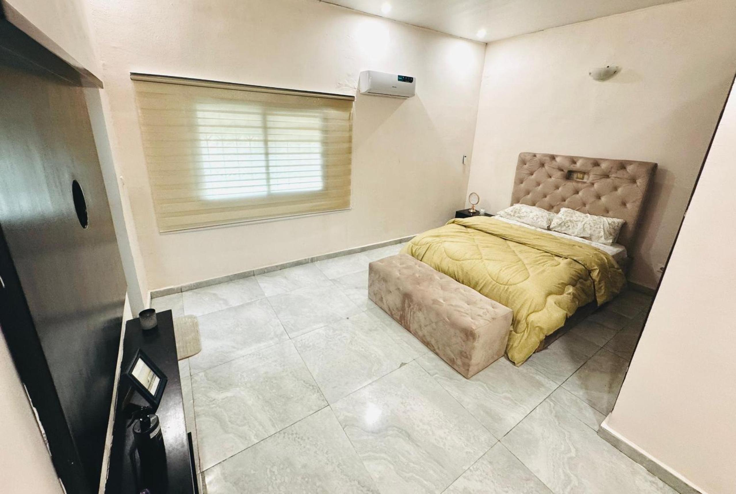 Appartement Terrasse Spacieux en Centre-Ville