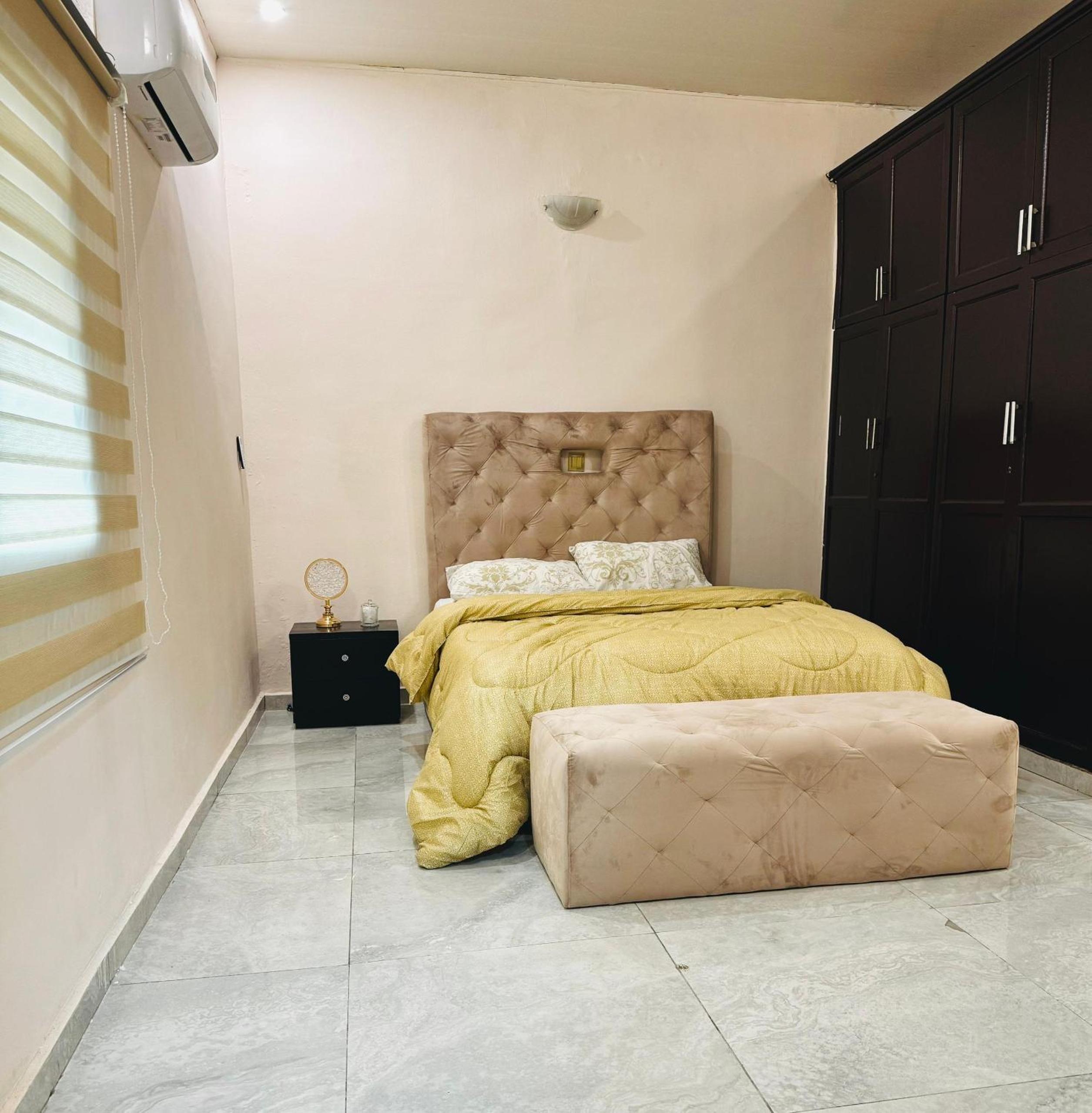 Appartement Terrasse Spacieux en Centre-Ville