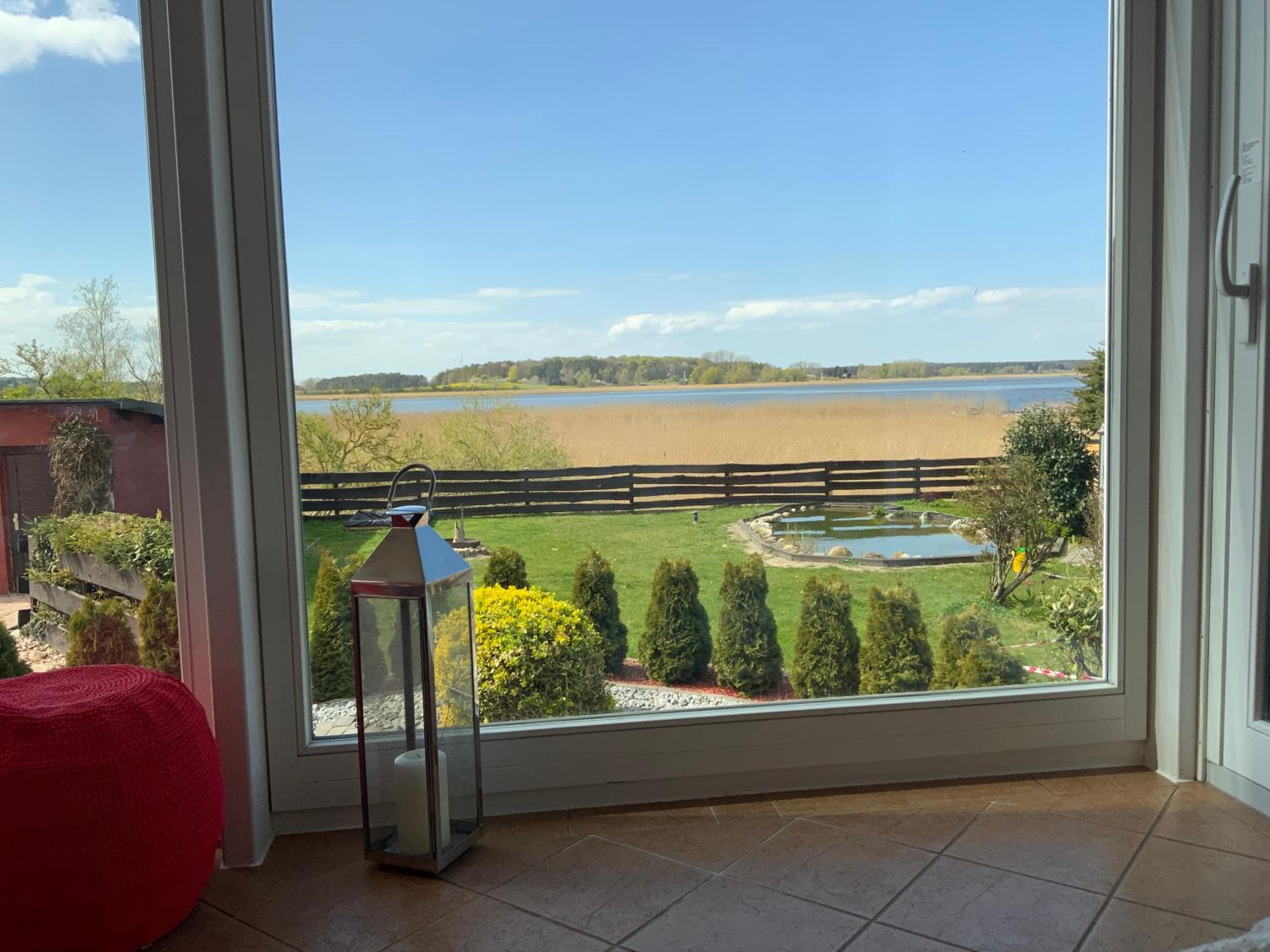 Villa am Peene-Ufer