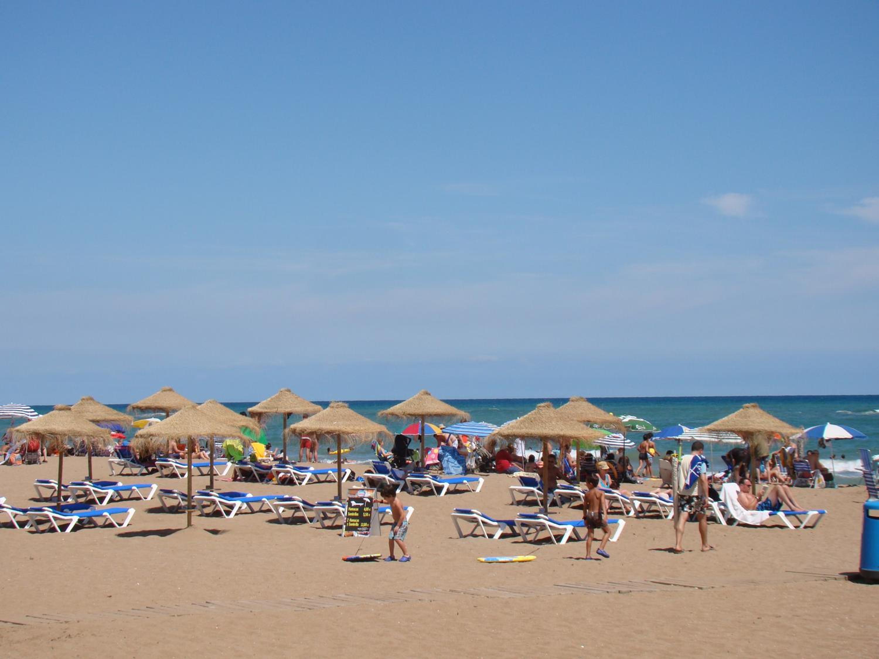 La Riviera bajo-Serviden