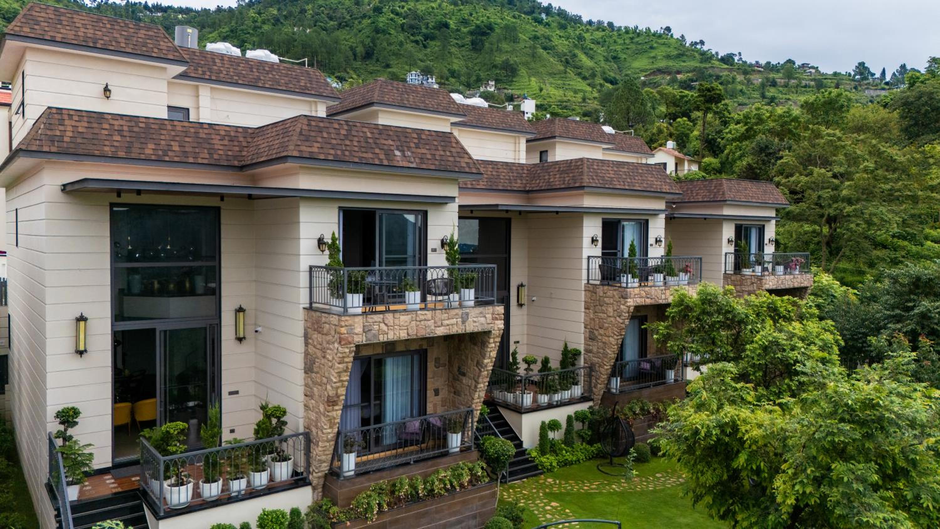 Aura luxury Stays