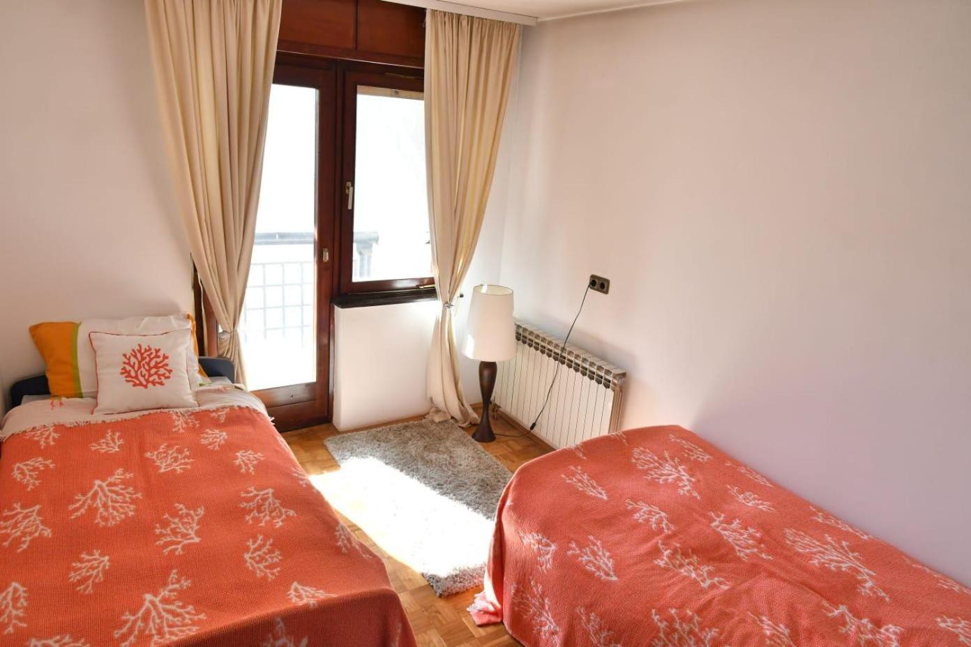 Luksuzna, porodična vila, sa saunom u elitnom dijelu Sarajeva