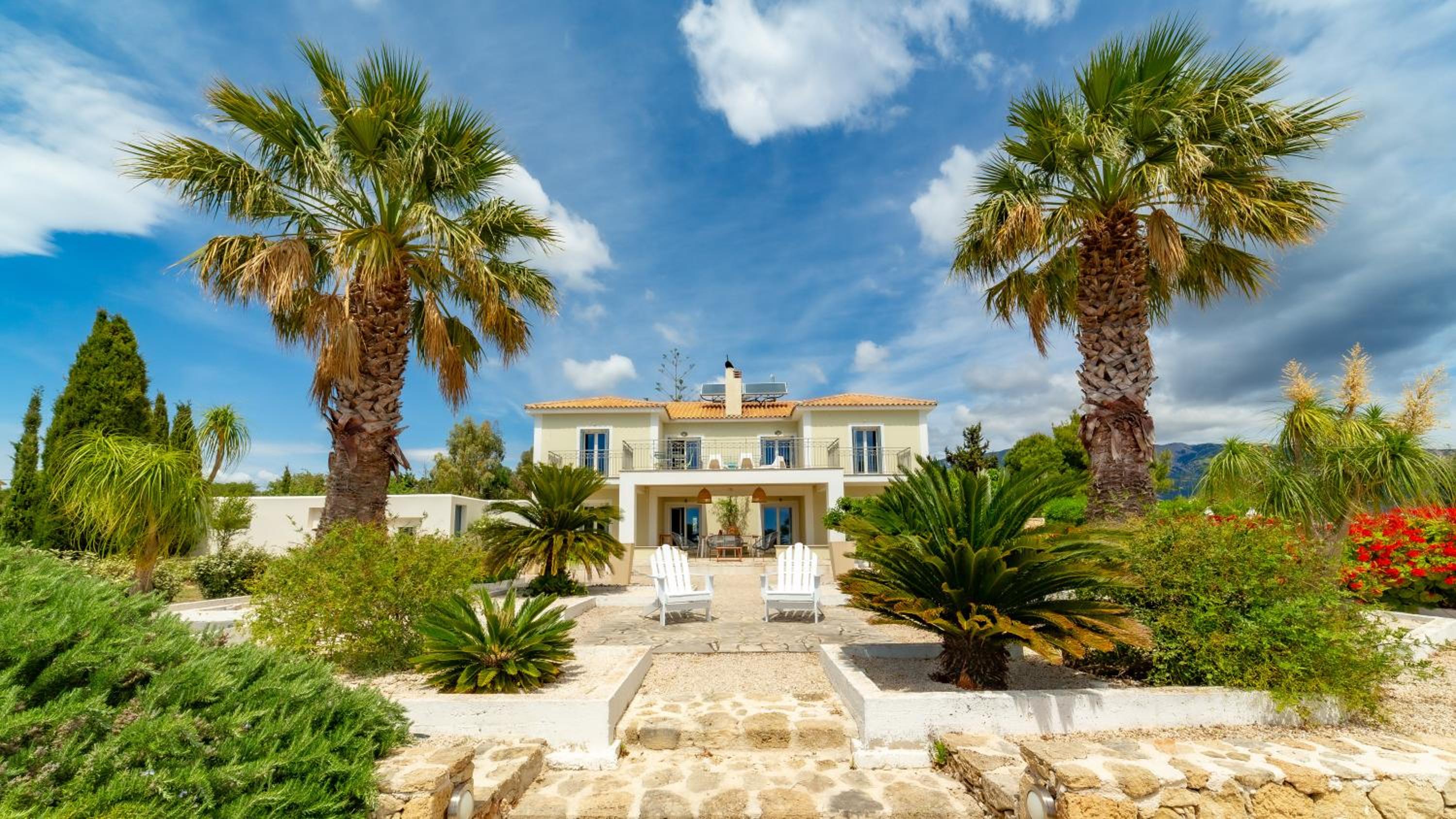 Bel Air Villa with pool by JJ Hospitality