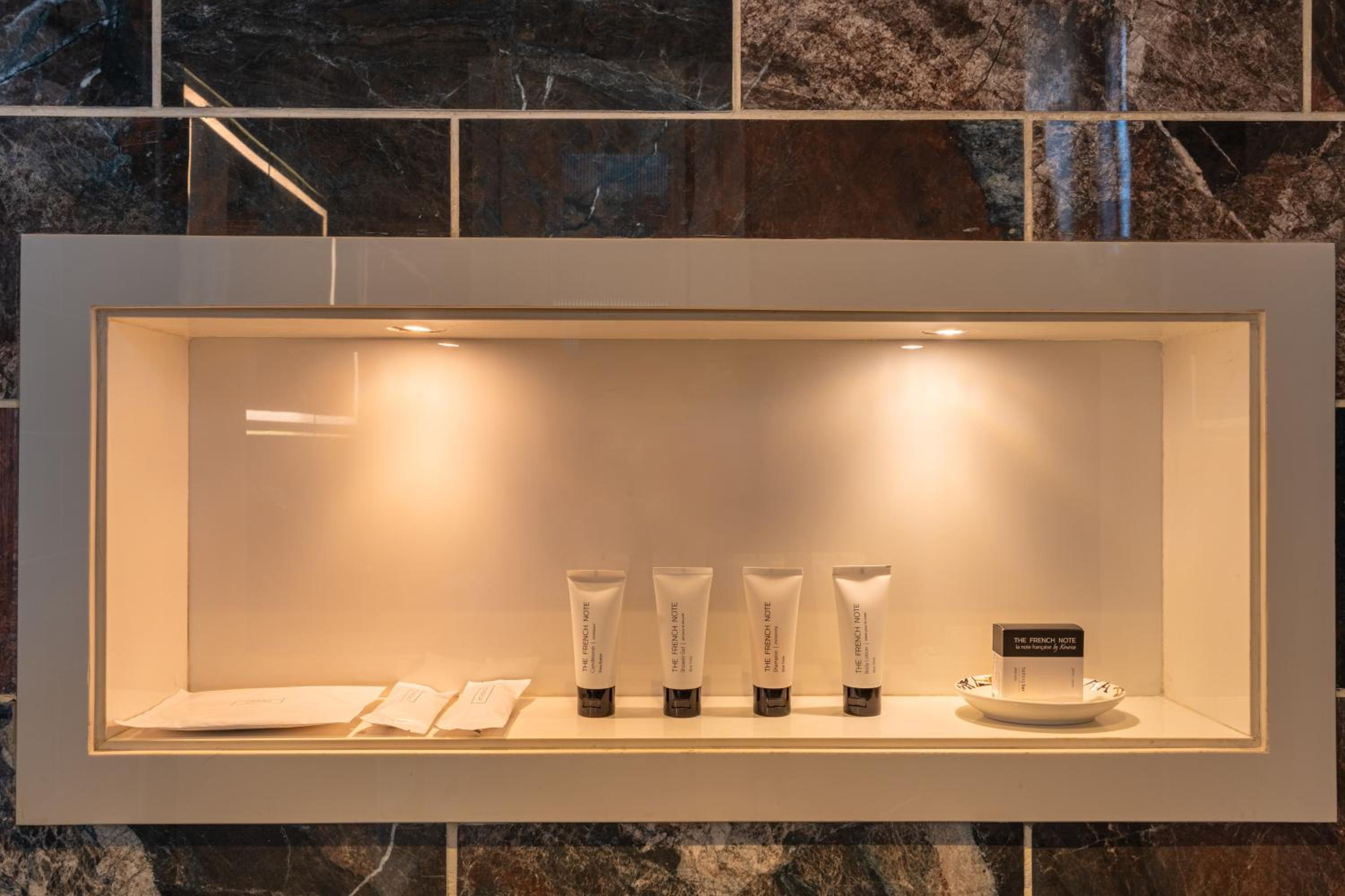 Aura luxury Stays
