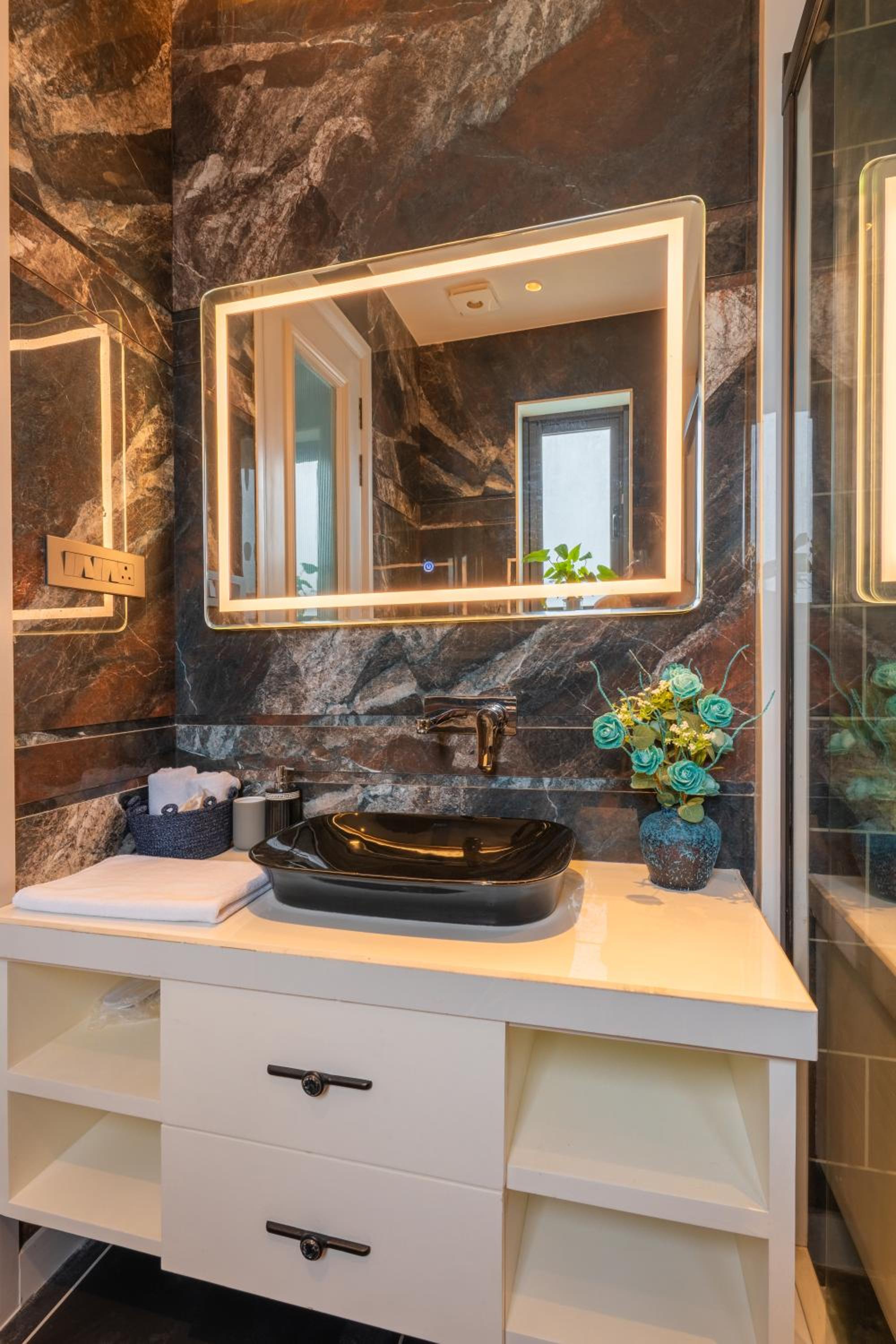 Aura luxury Stays