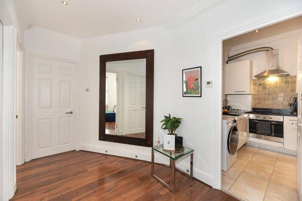 Discover London Central 2 Bedroom in Kensington