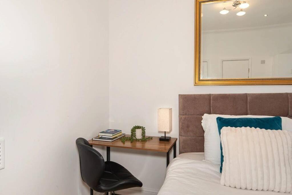 Discover London Central 2 Bedroom in Kensington