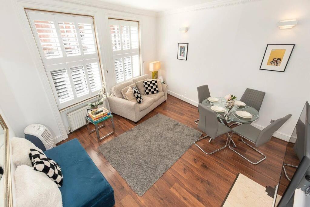 Discover London Central 2 Bedroom in Kensington