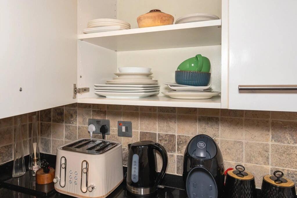 Discover London Central 2 Bedroom in Kensington