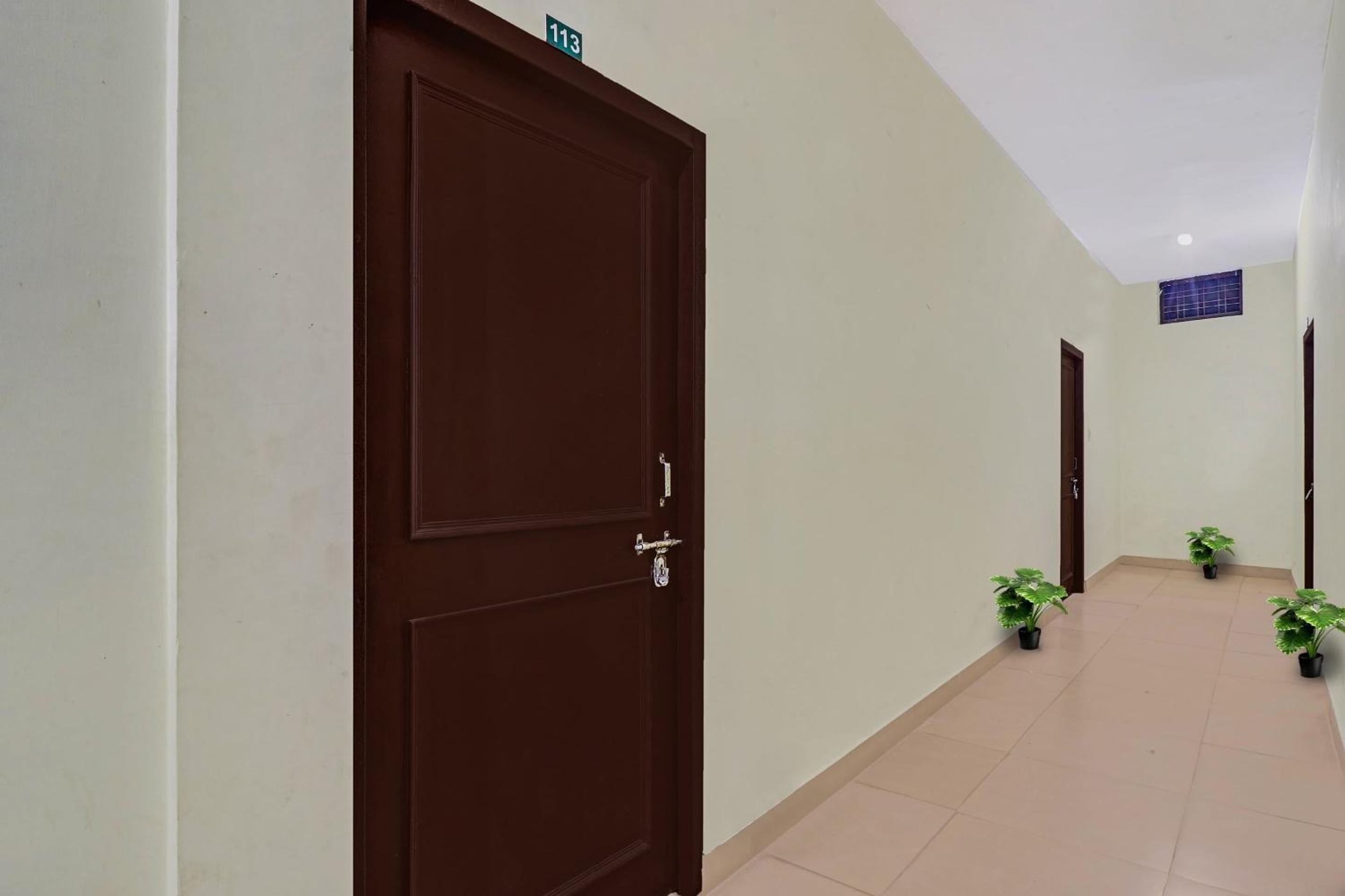 Hotel O Ganga PG And Home Stay view 3