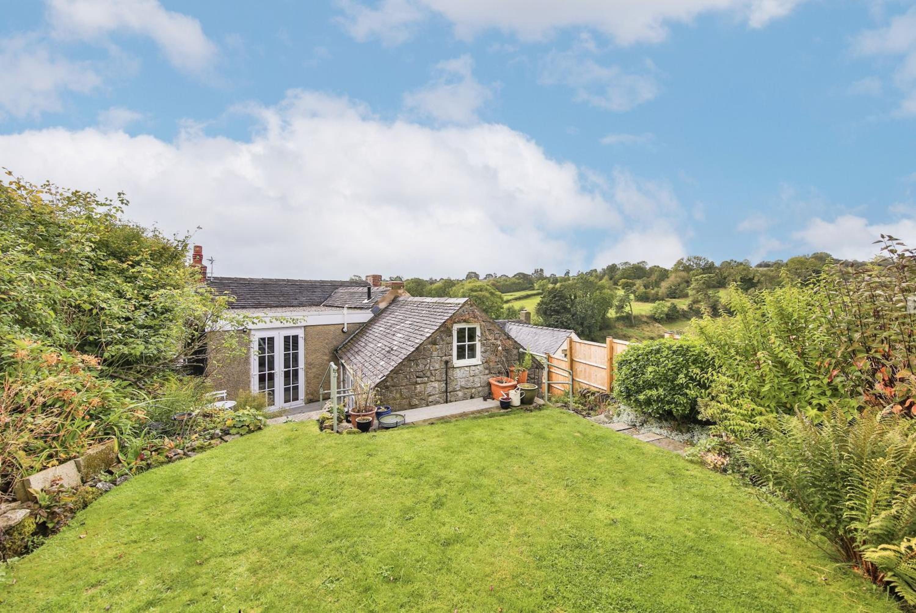 Westbury Cottage