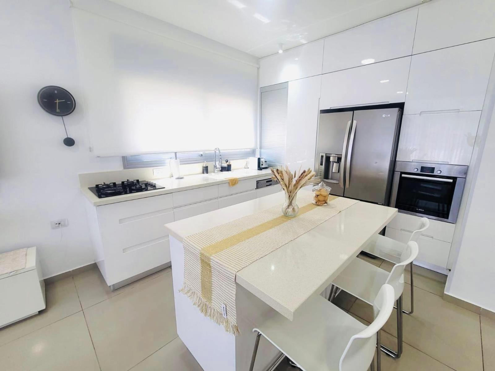 Sunny Beach with parking by Sea U TLV