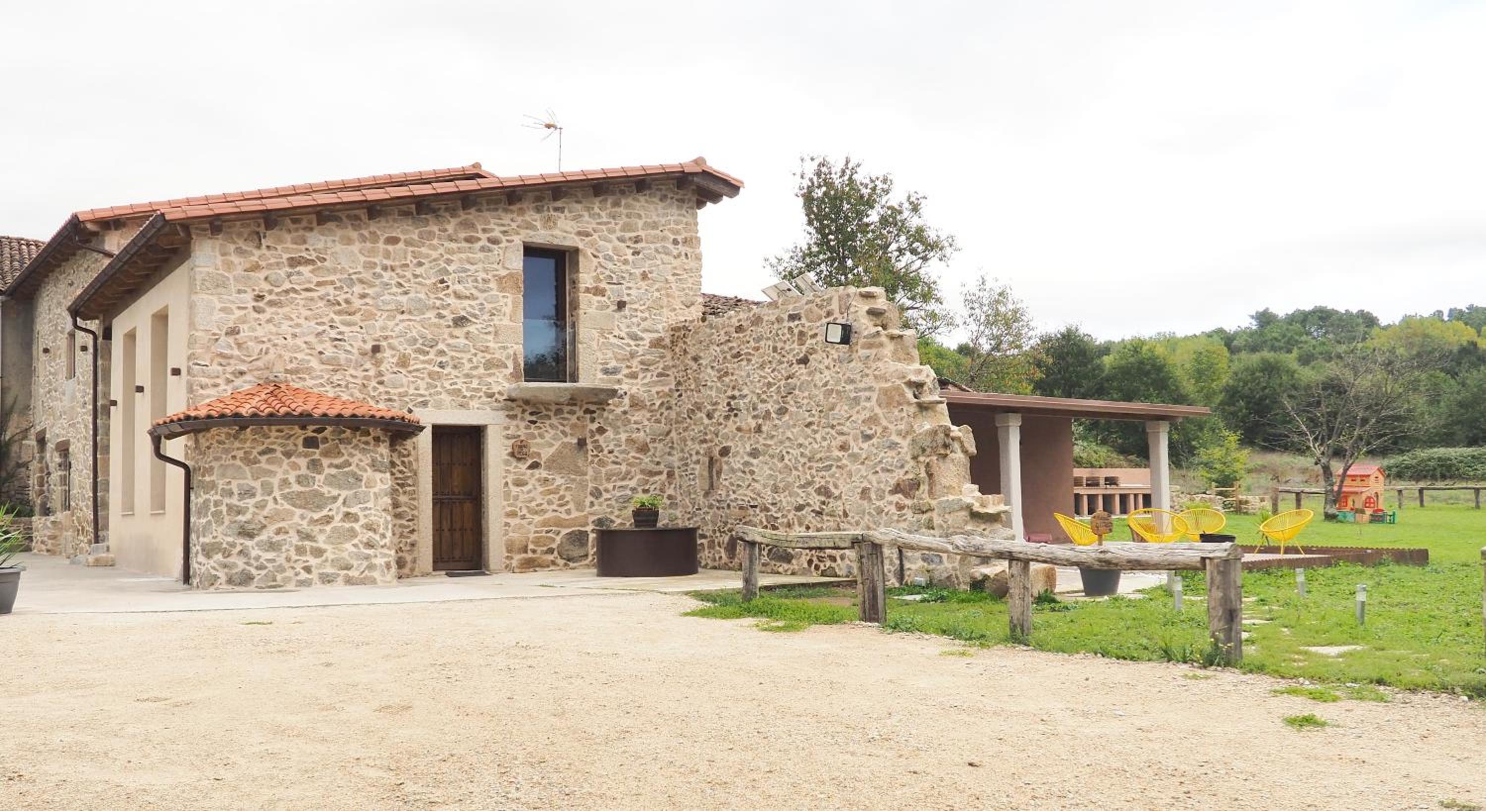 Apartamentos Muralla Sacra
