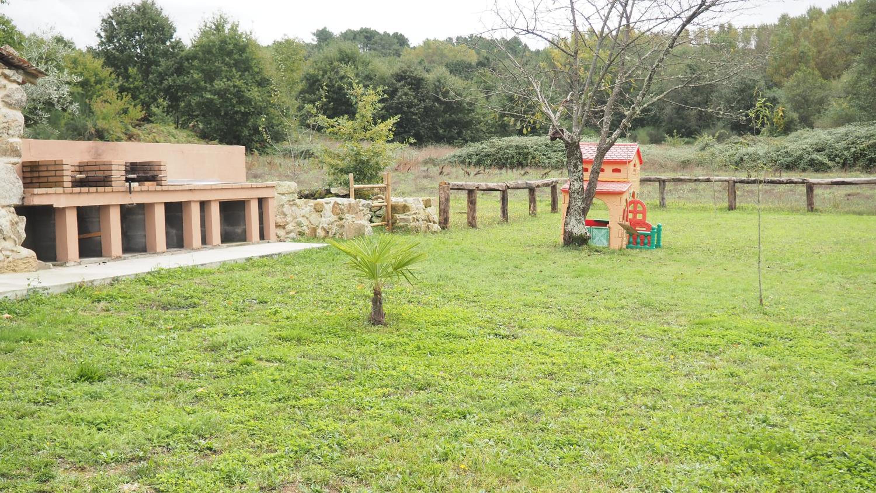 Apartamentos Muralla Sacra