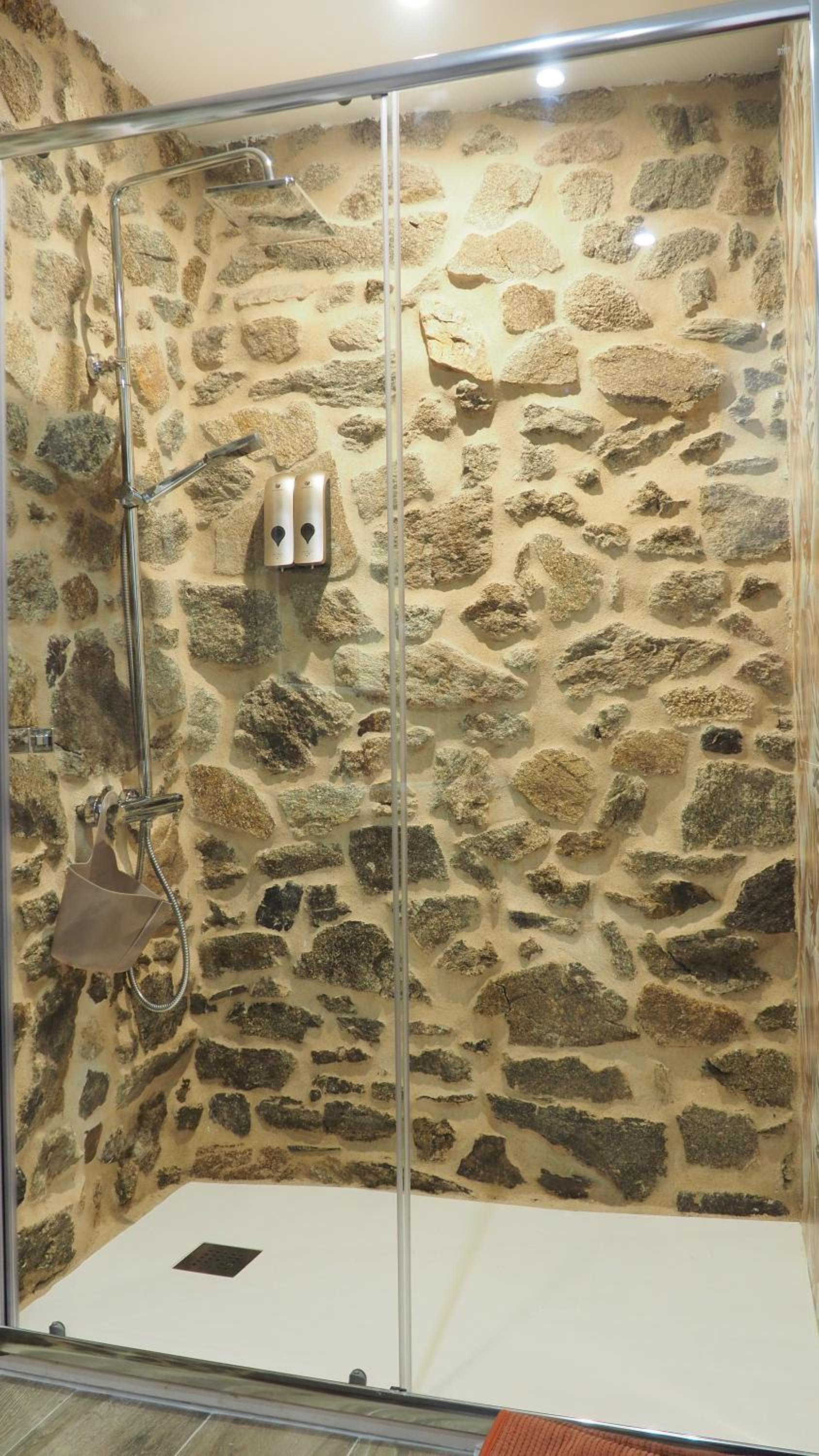 Apartamentos Muralla Sacra