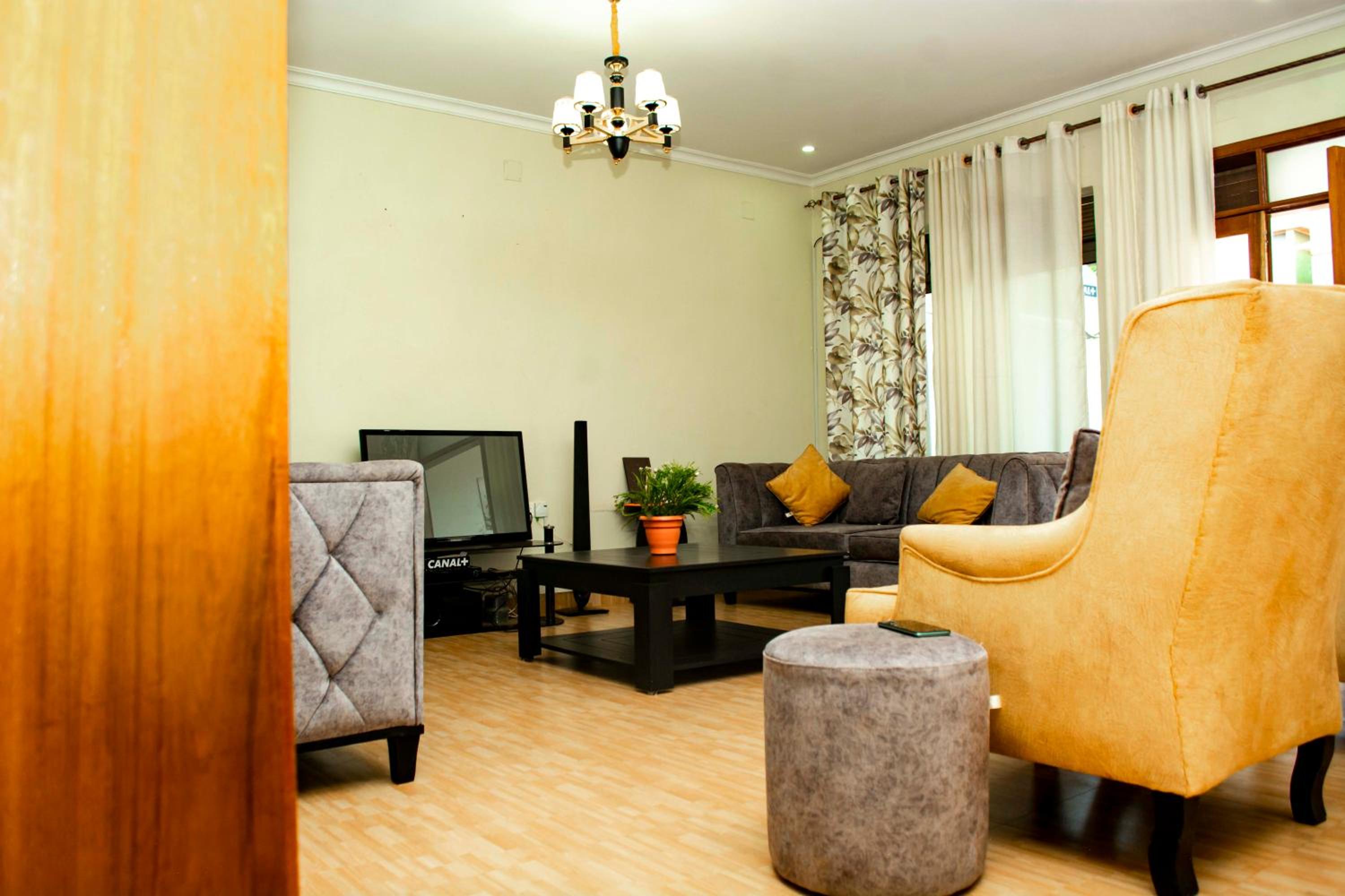 Victory Oaks apartment homes view 2