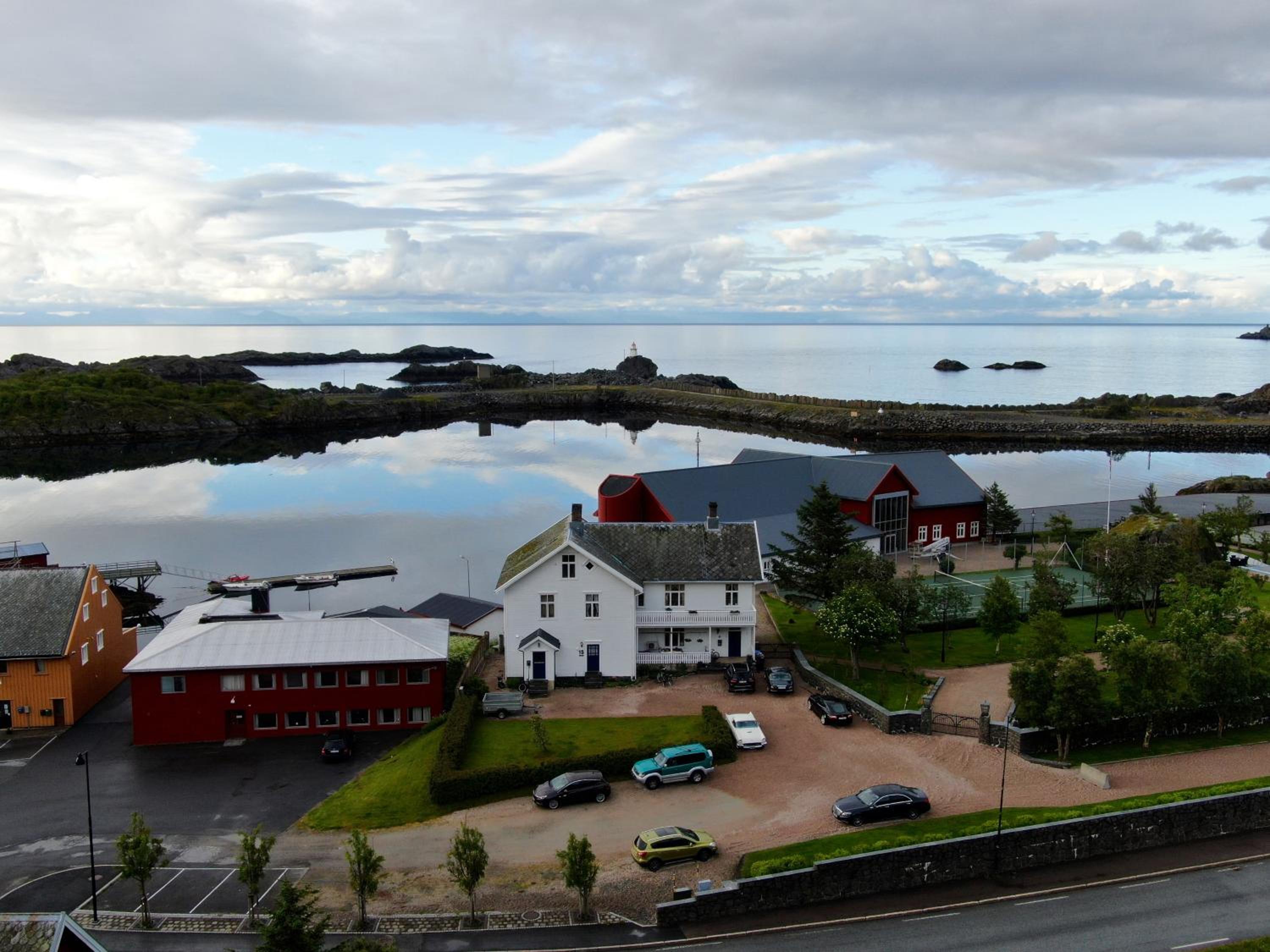 Angelas Fjord Suite view 4