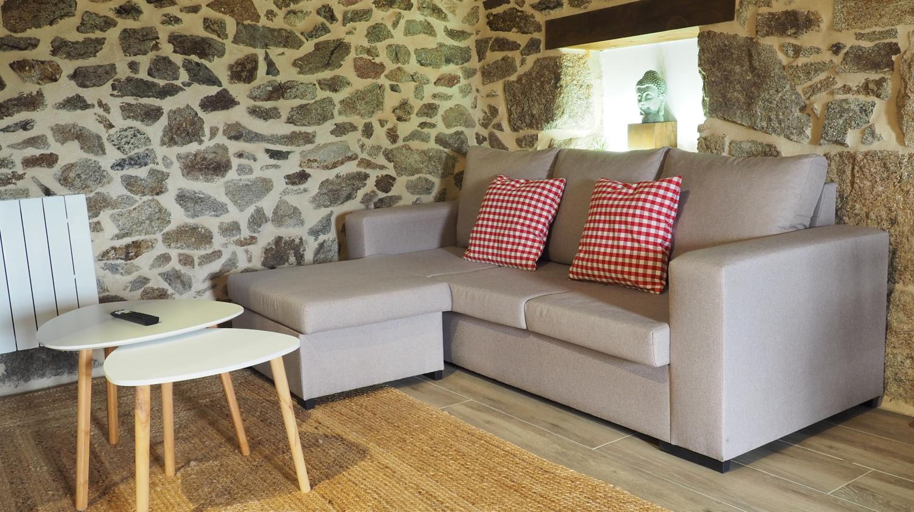 Apartamentos Muralla Sacra