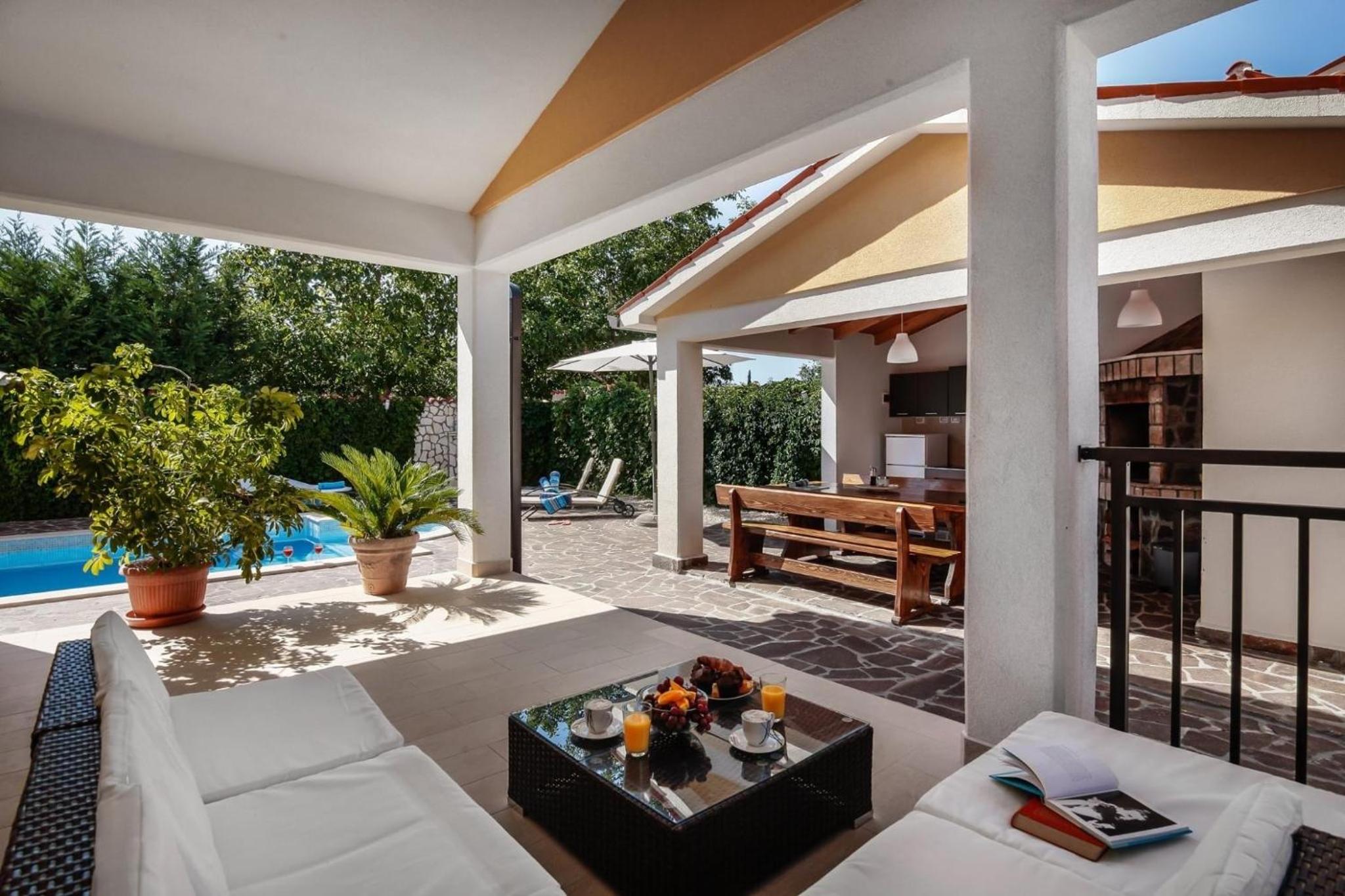Villa Sunshine