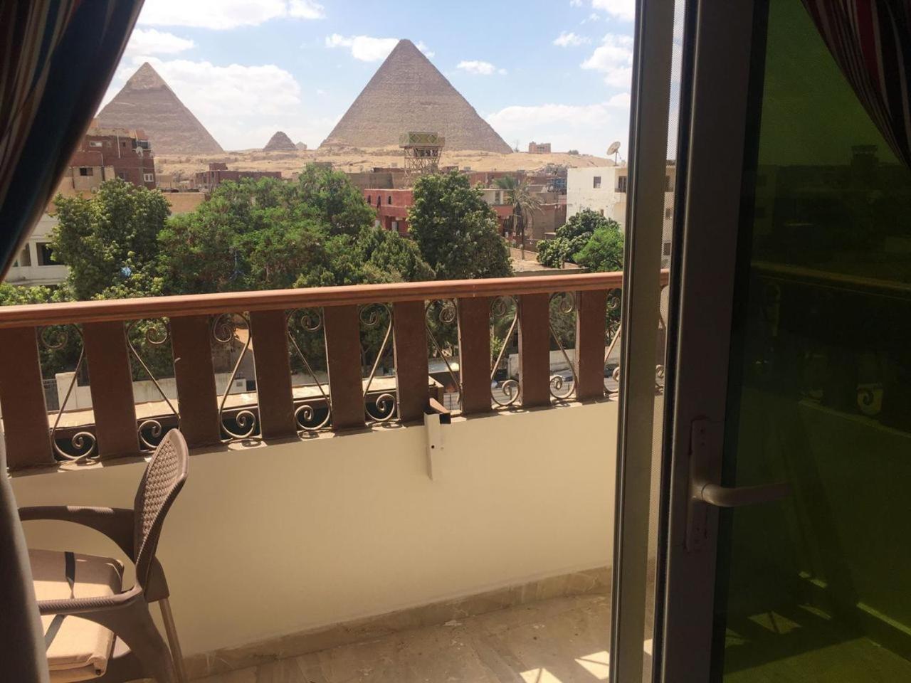El Aida pyramid view inn