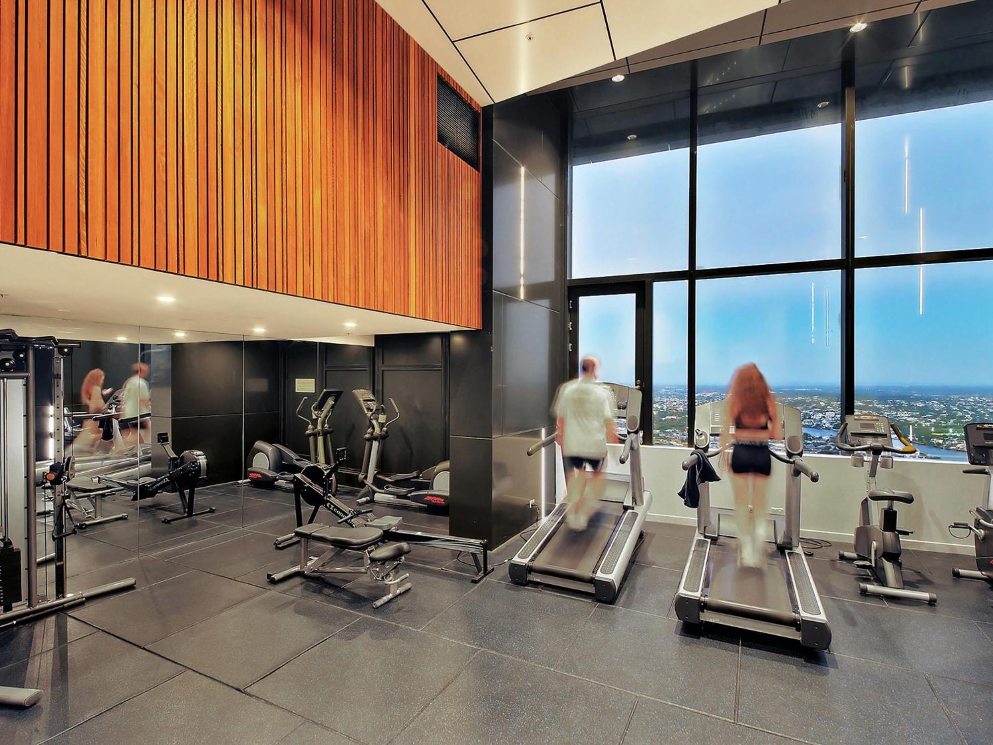 The Gatsby Escape Skytower Luxury Living at Level 71