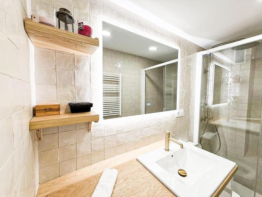 Charming penthouse in Madrid-Centro - Oso view 3