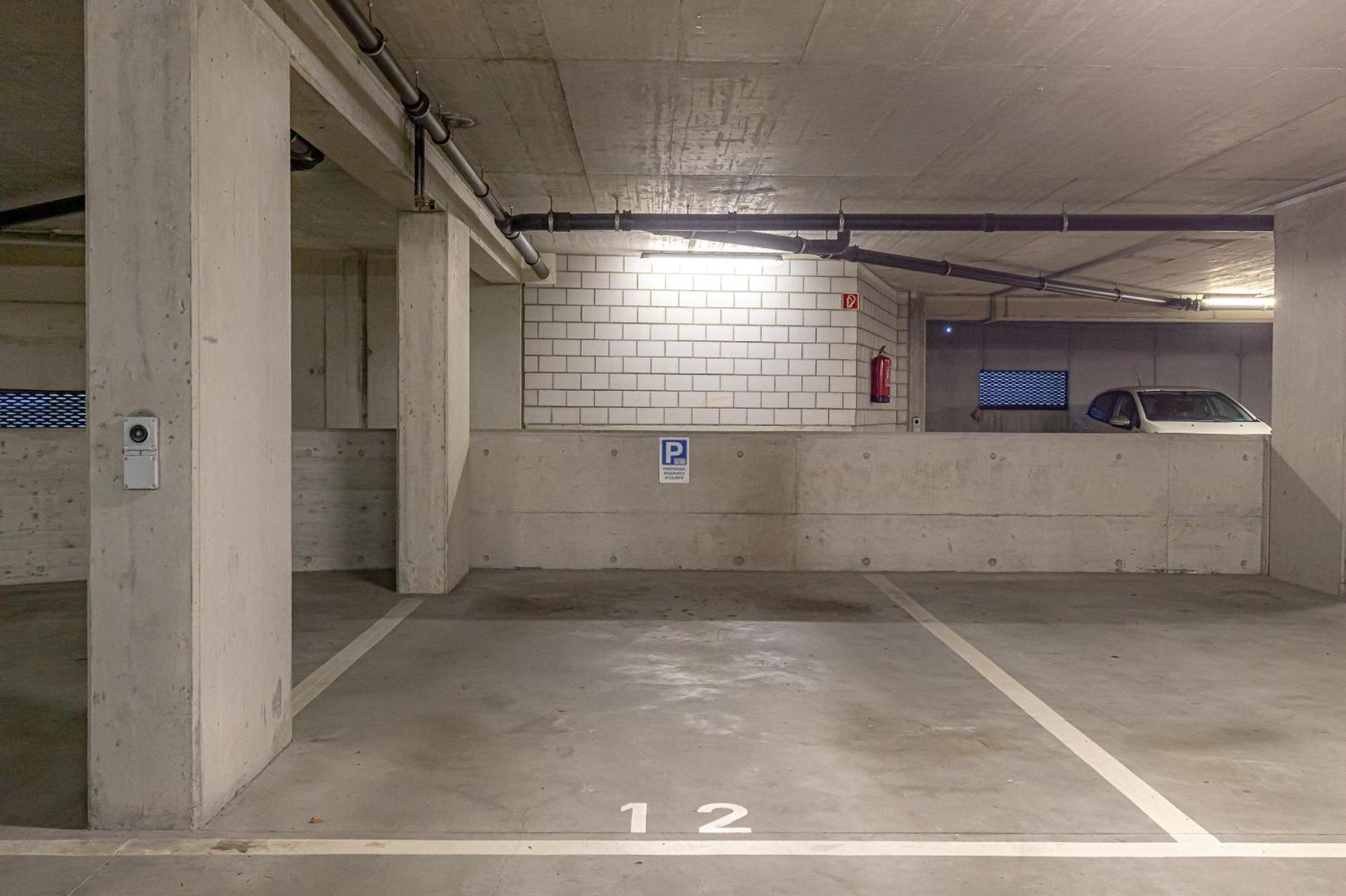 Lugano Station Apartment with FREE PARKING