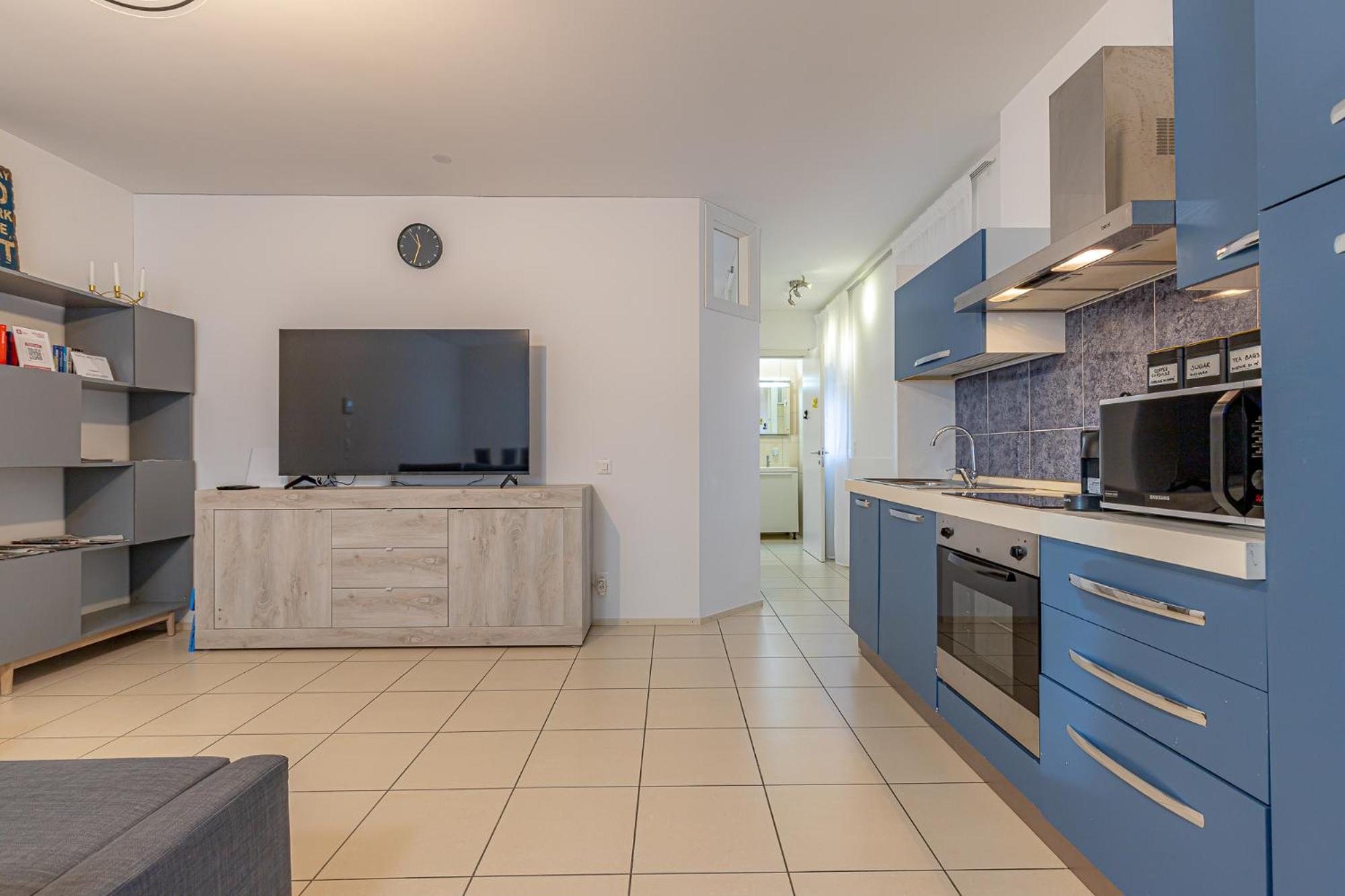 Lugano Station Apartment with FREE PARKING