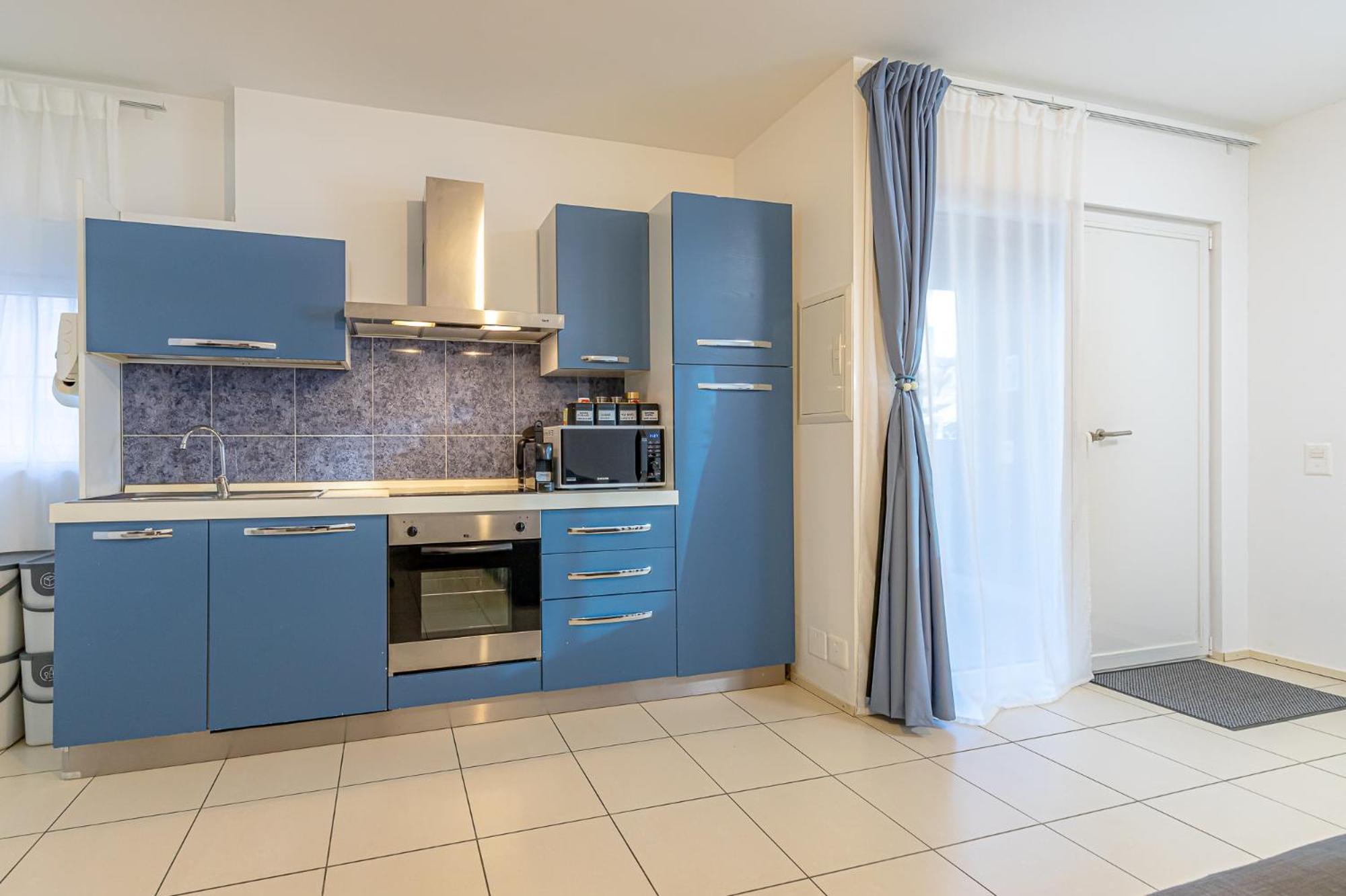 Lugano Station Apartment with FREE PARKING