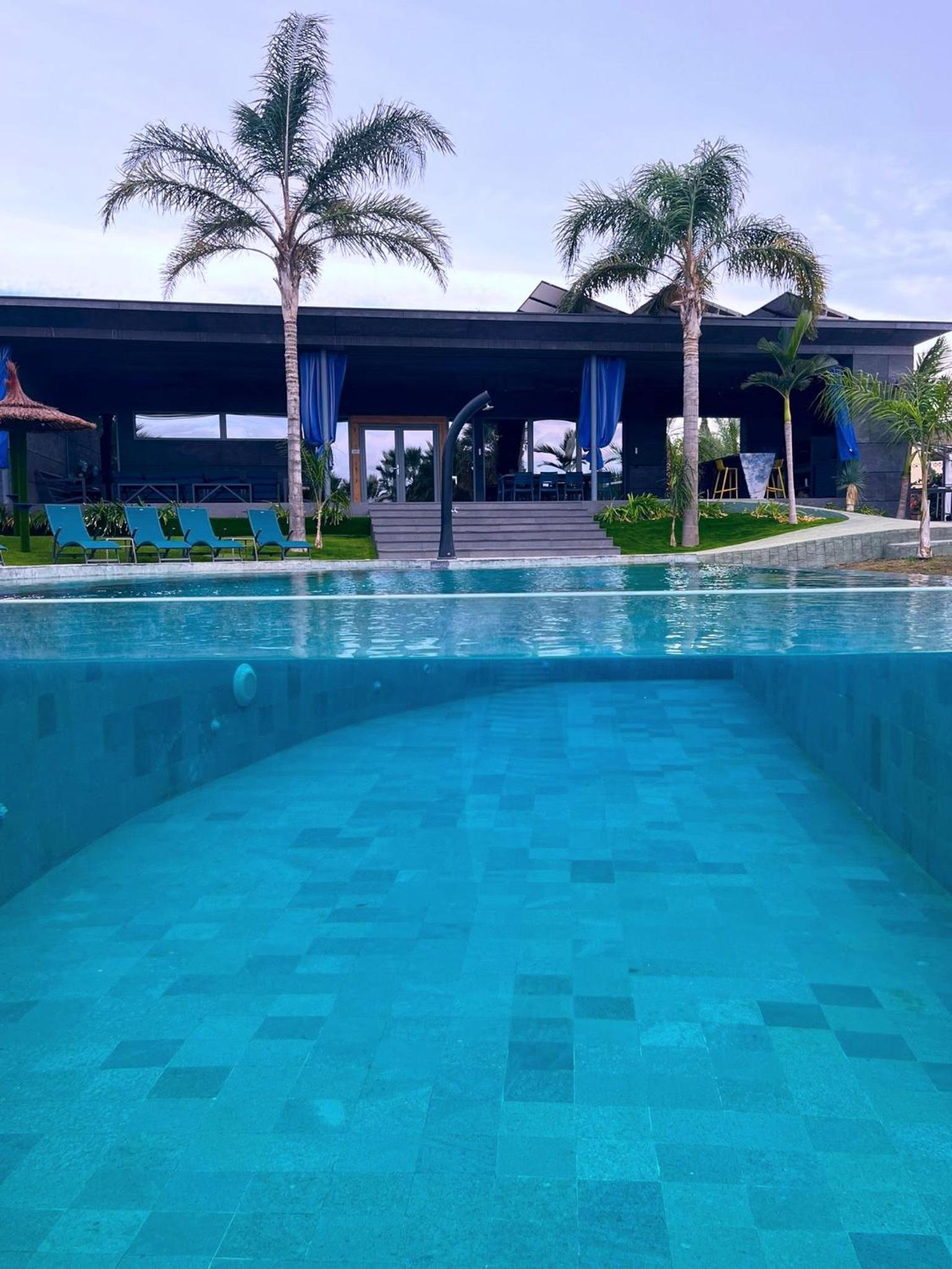 The Blue Diamond Villa-25min to Valencia view 4