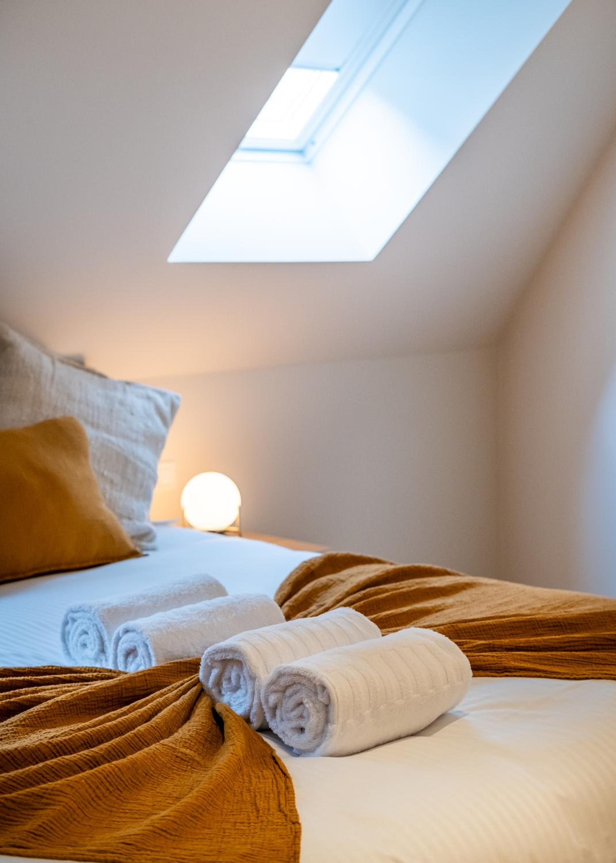 Huswell - Stylish Duplex Studio with Premium Materials in Ghent City Center
