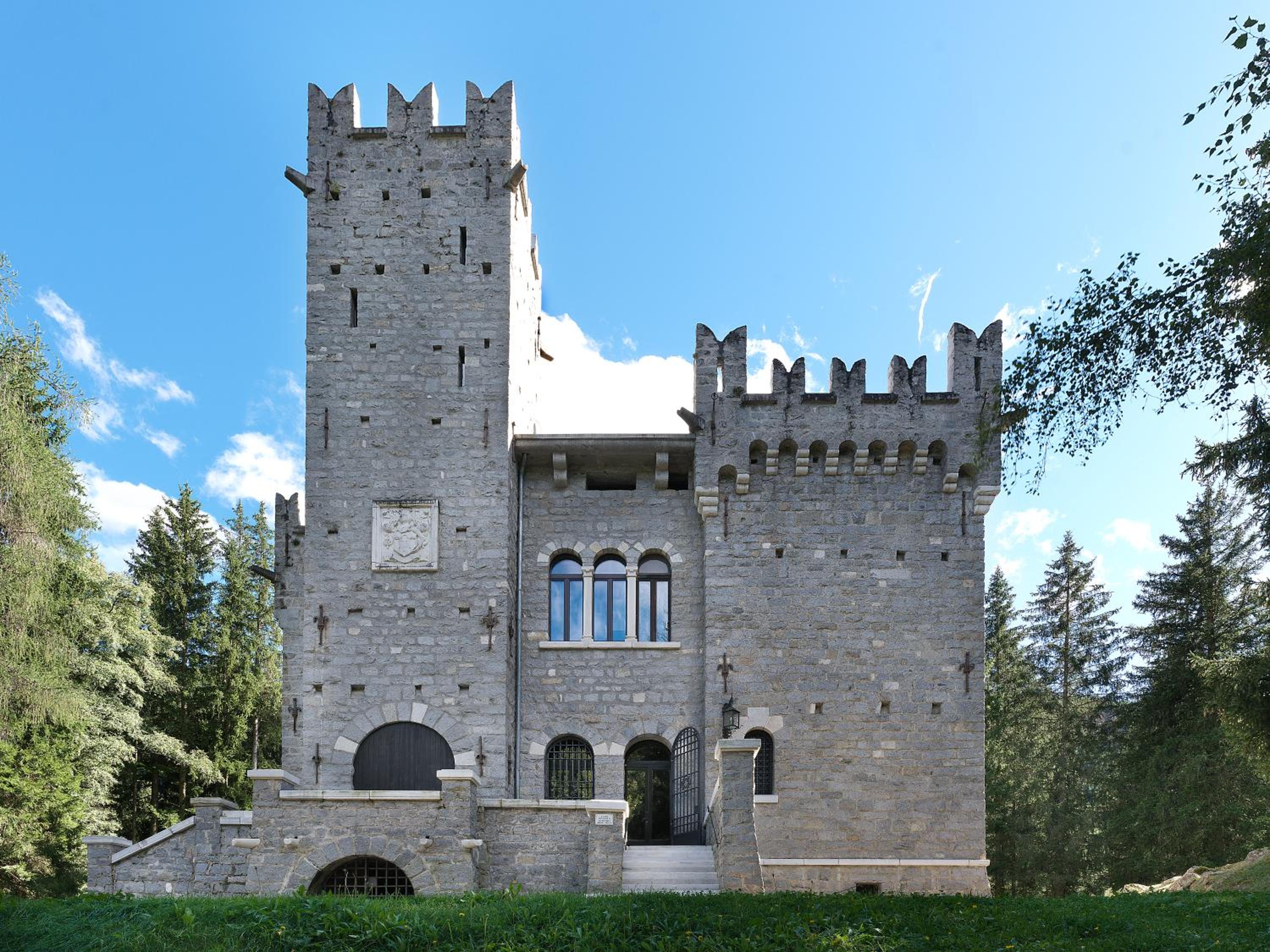 Castelpoggio Luxury Apartment