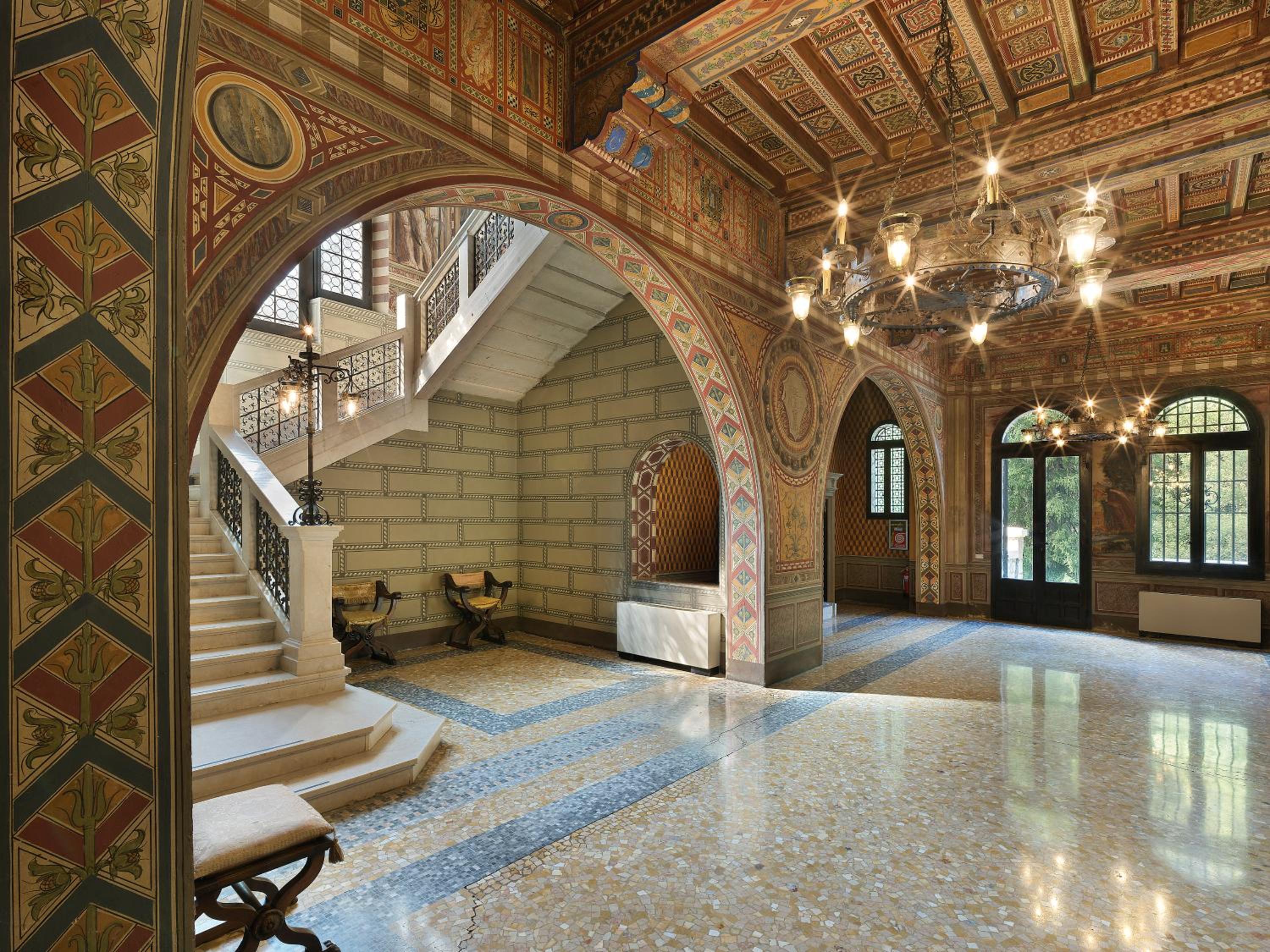 Castelpoggio Luxury Apartment