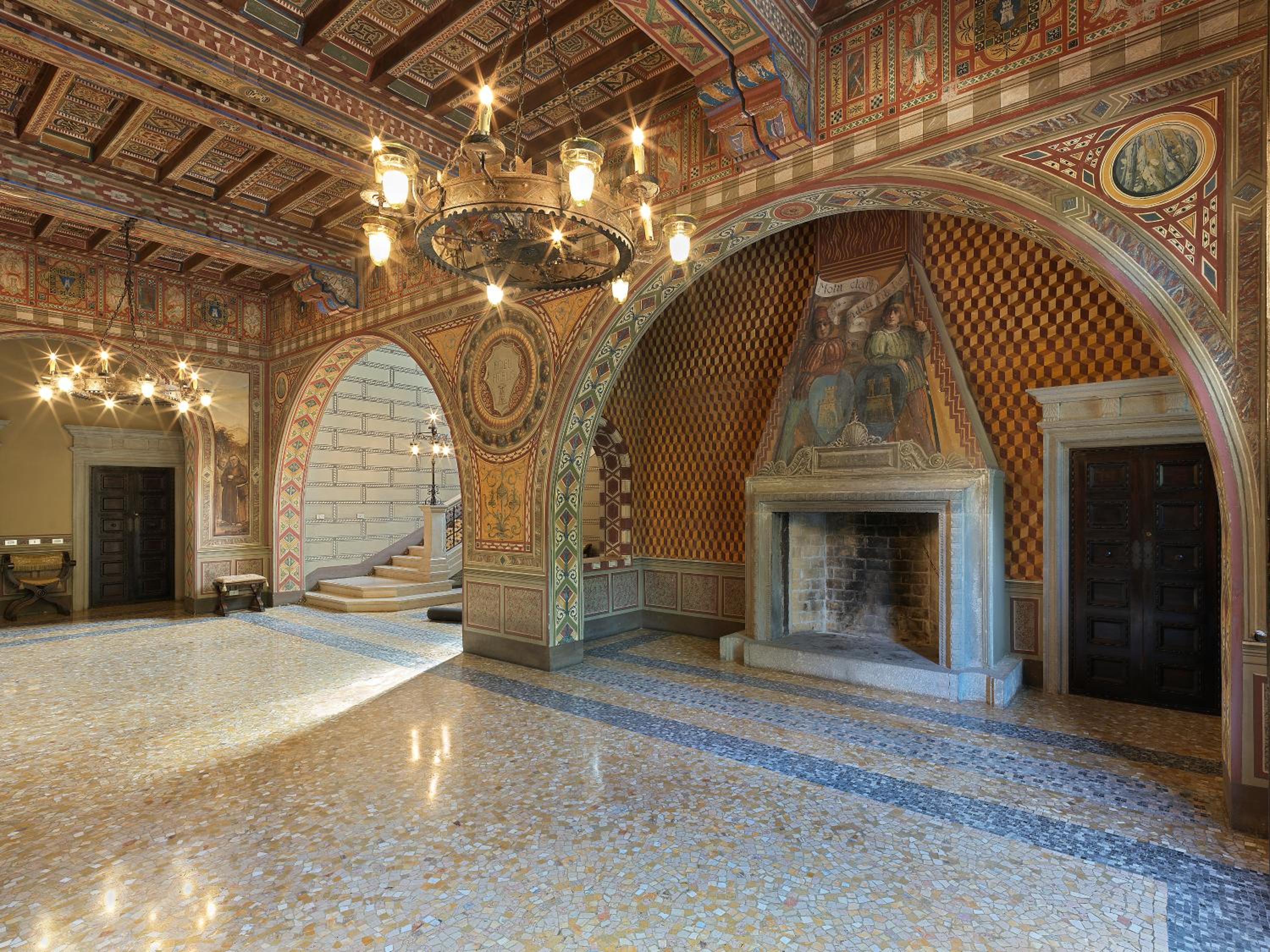 Castelpoggio Luxury Apartment