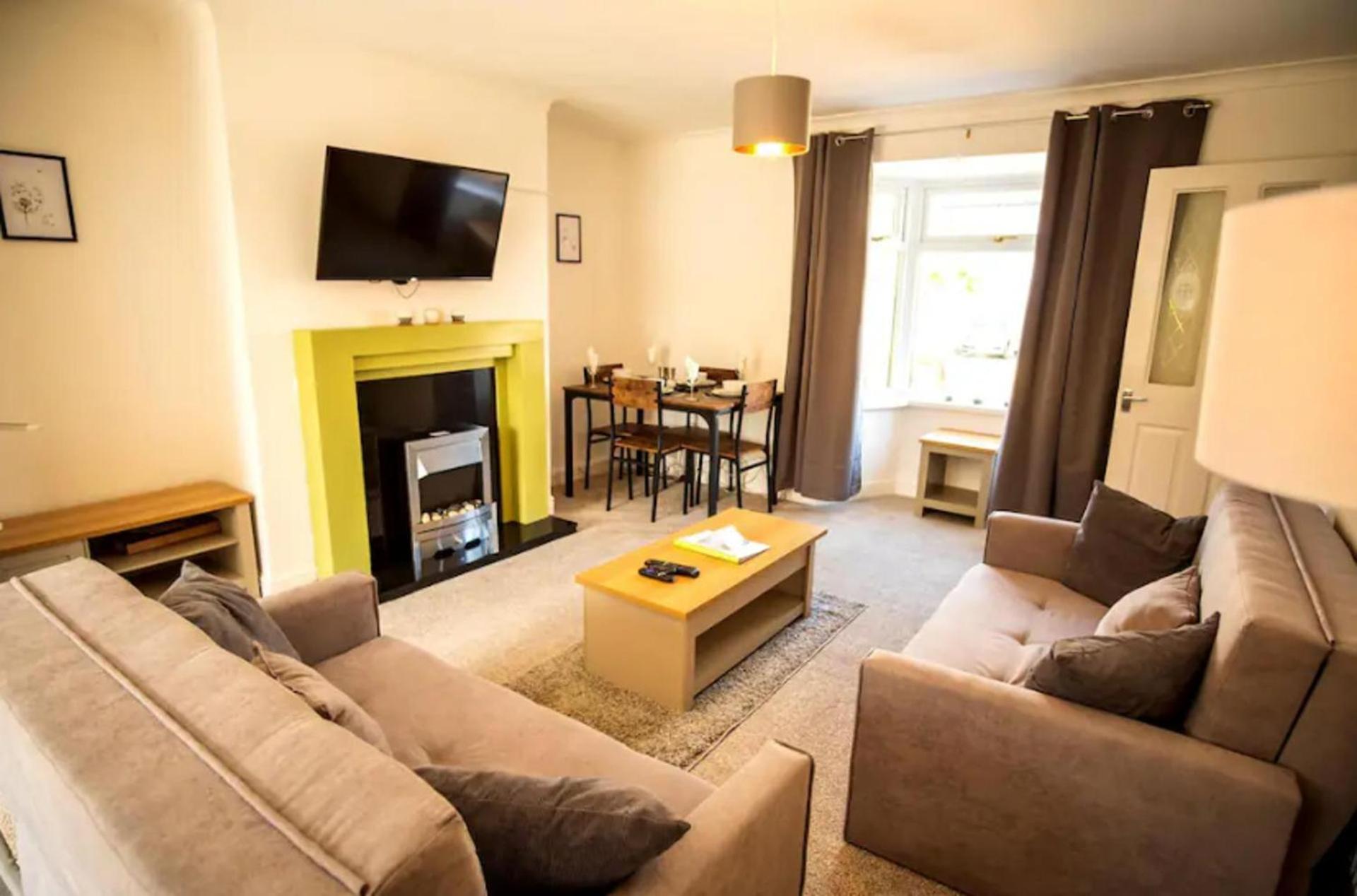 South Shields Vacations - South Shield Seaside Retreat - Property Image 1