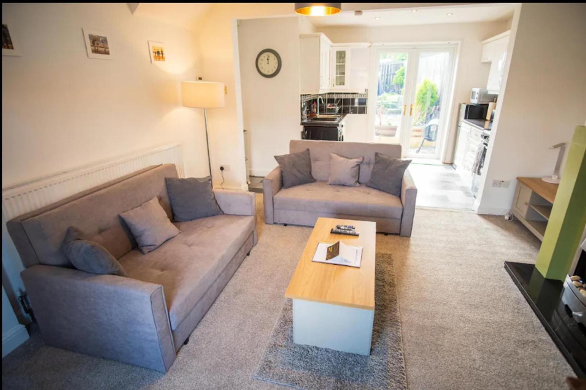South Shields Vacations - South Shield Seaside Retreat - Property Image 6