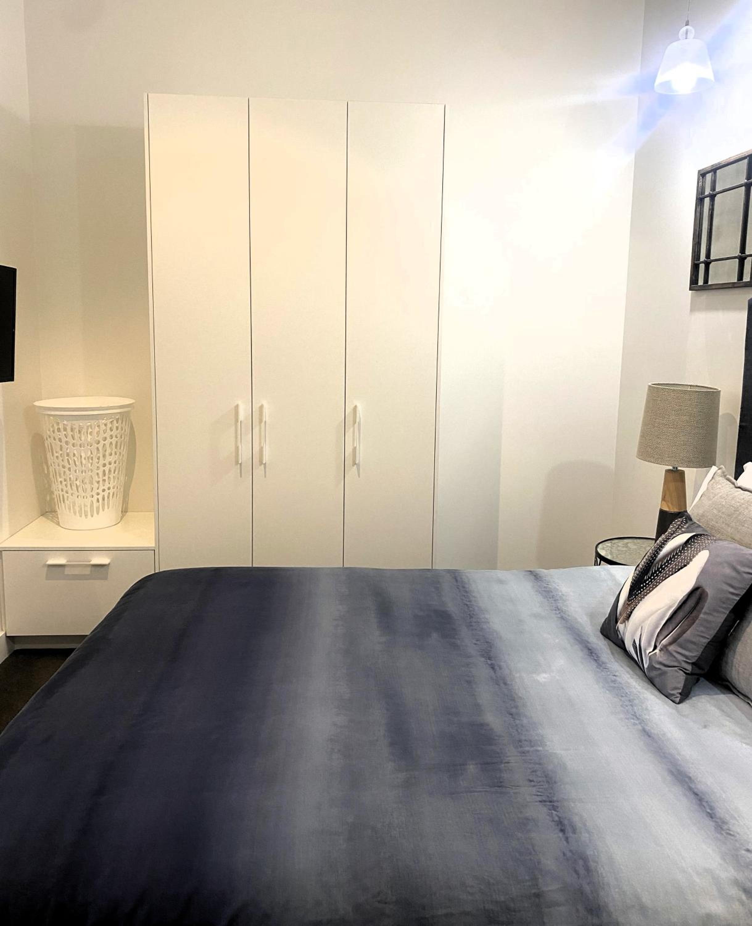 THE DEVLIN APARTMENTS 1 Bedroom Apartment near GMHBA stadium in Geelong - LG03