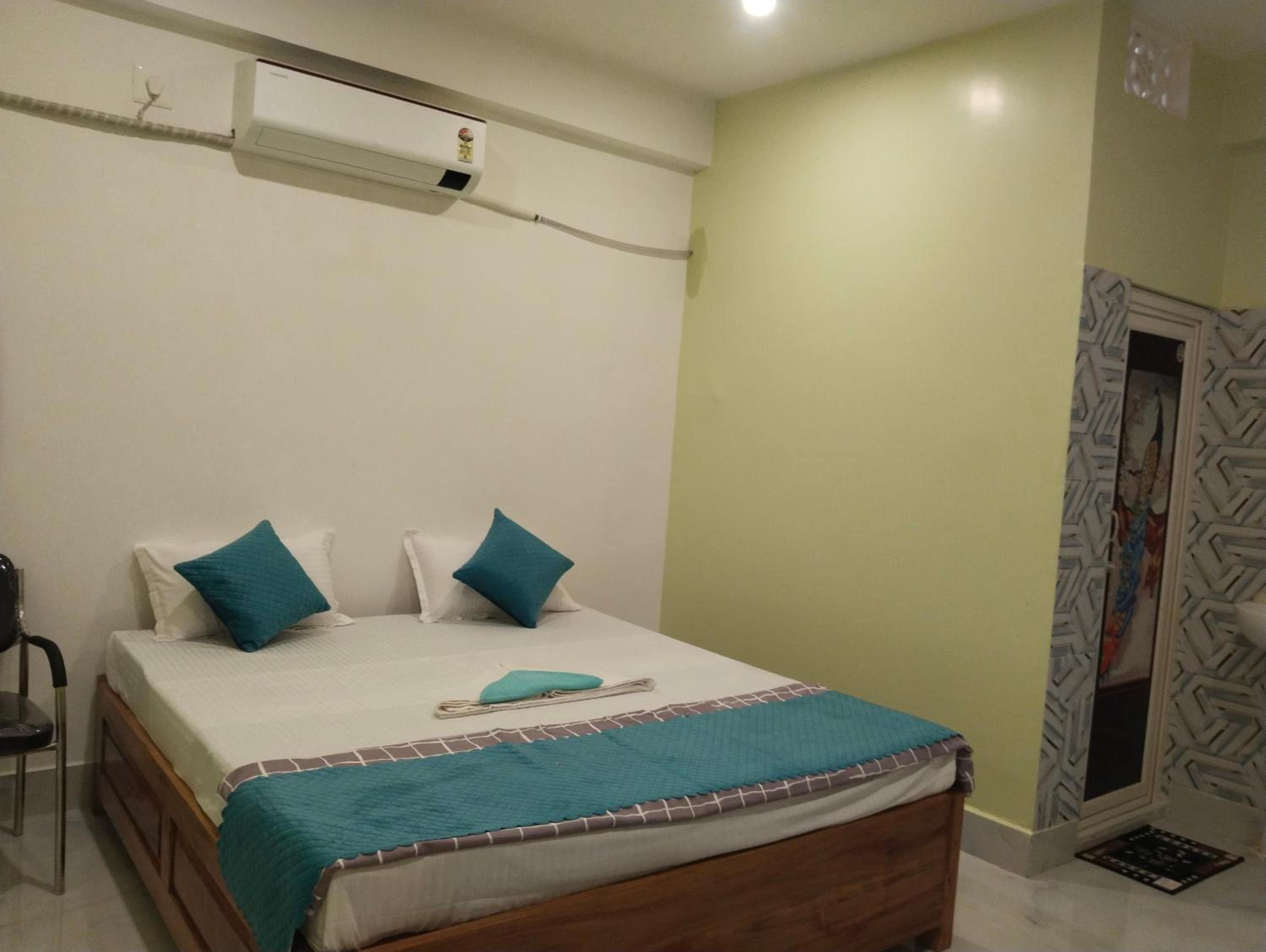 SURYAMANDIR Inn