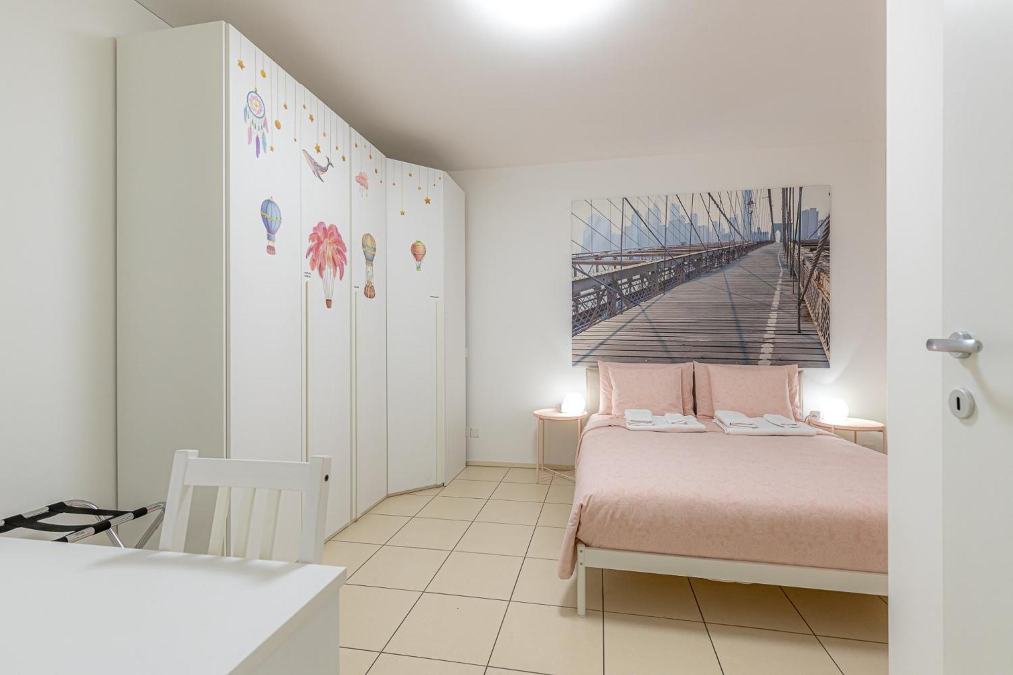 Lugano Station Apartment with FREE PARKING